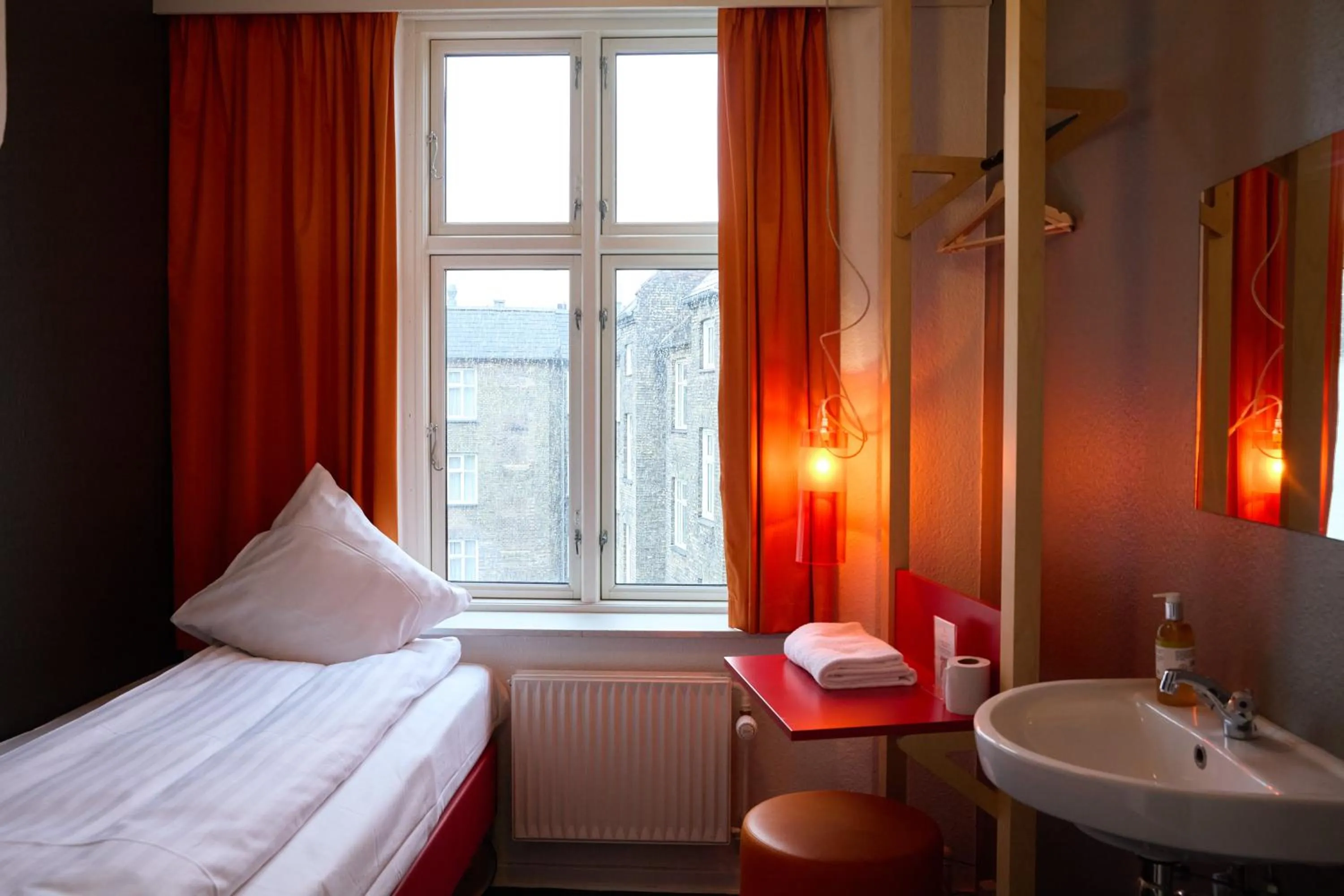 Bedroom, Bed in Annex Copenhagen