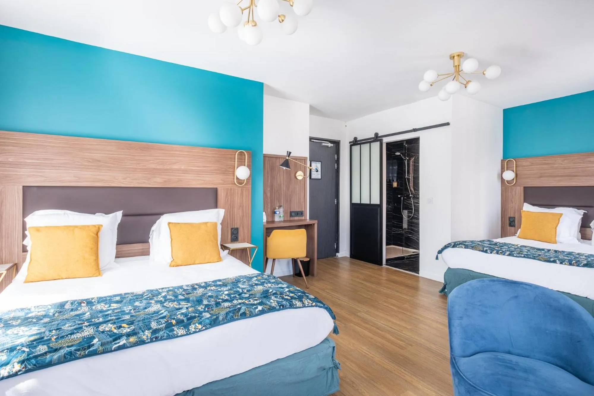 Bed in The Originals Boutique, Hôtel Le Marignan,Le Havre Centre Gare