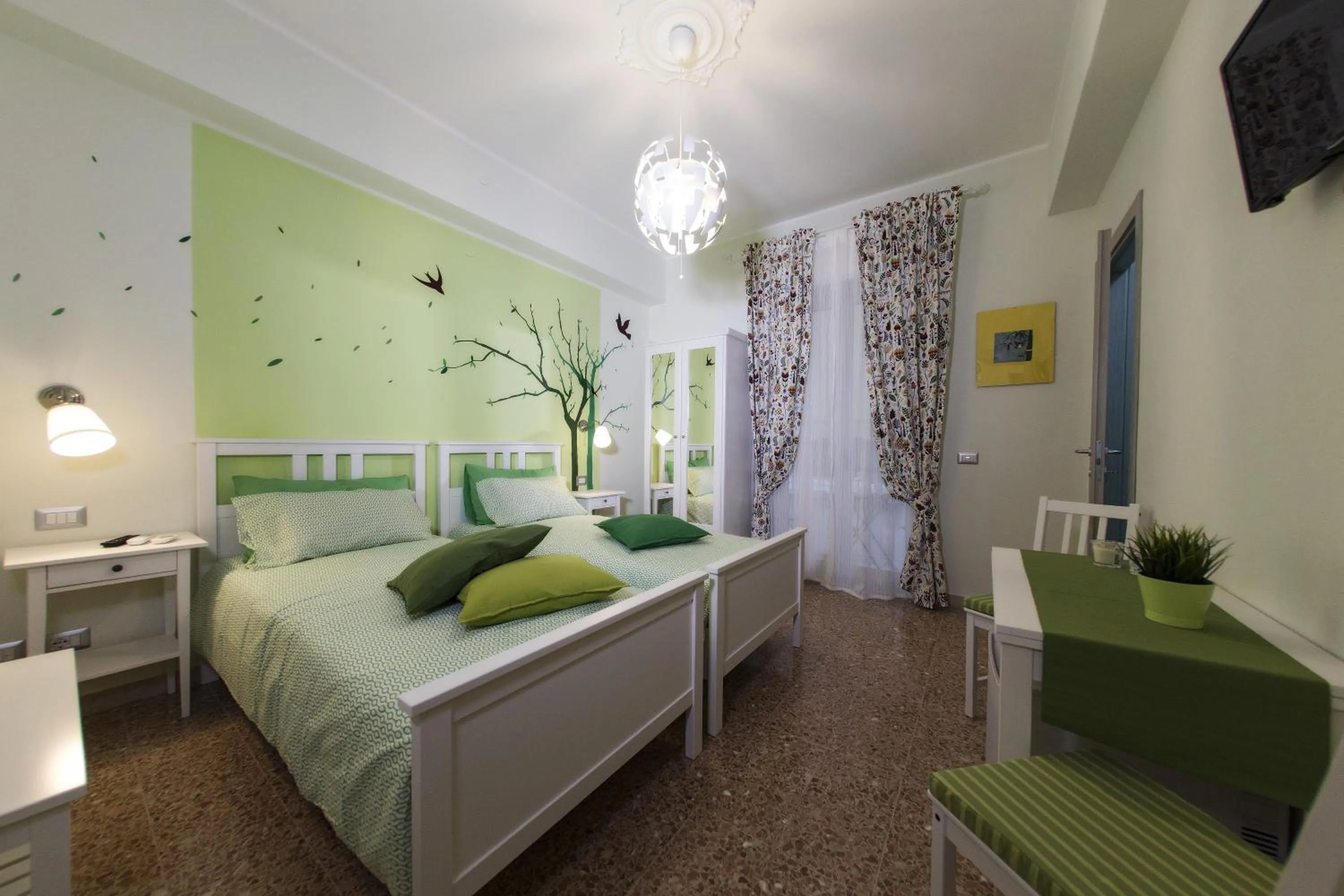 Photo of the whole room, Bed in B&B Caronte Messina