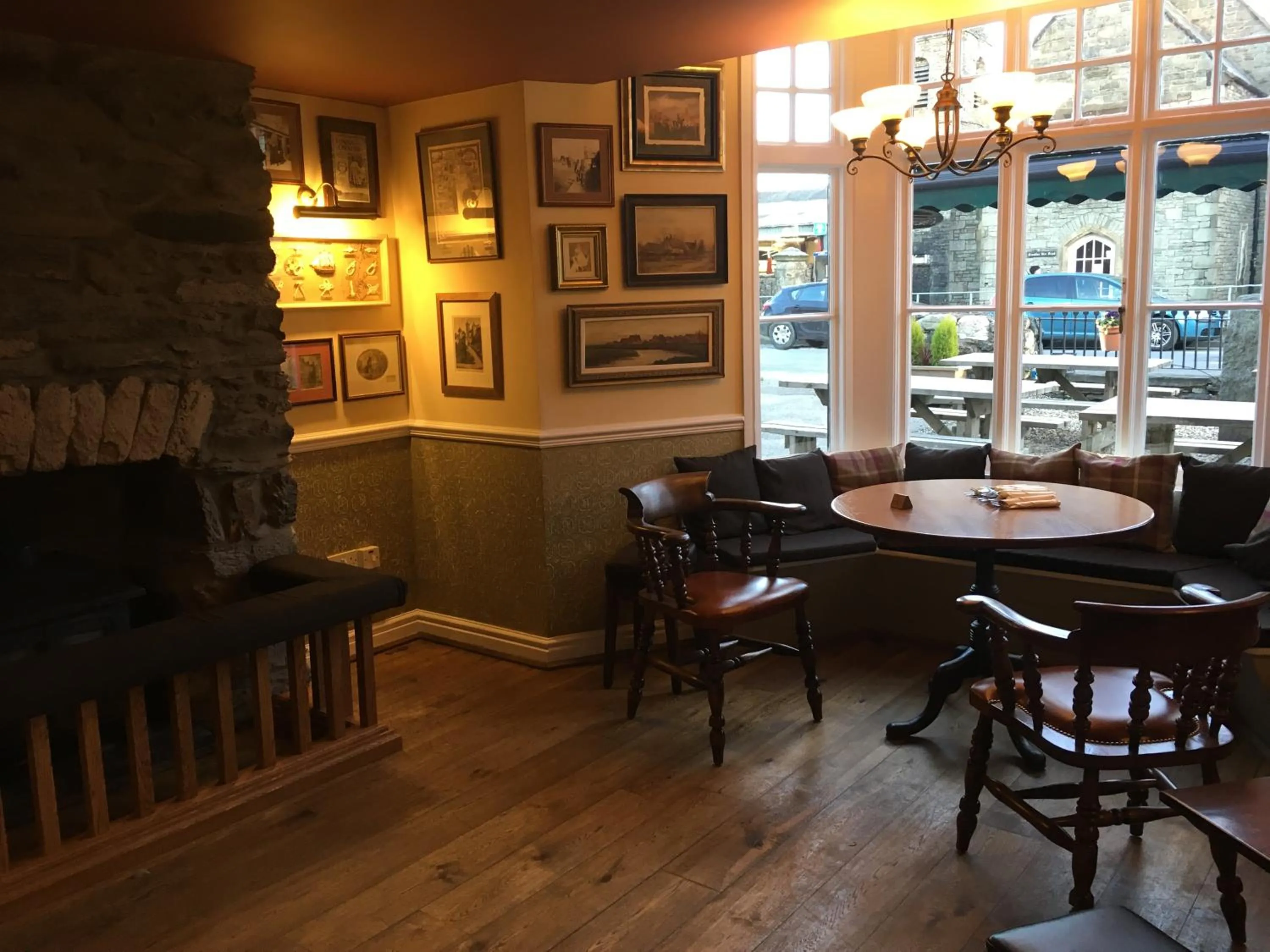 Restaurant/places to eat in Plas Yn Dre