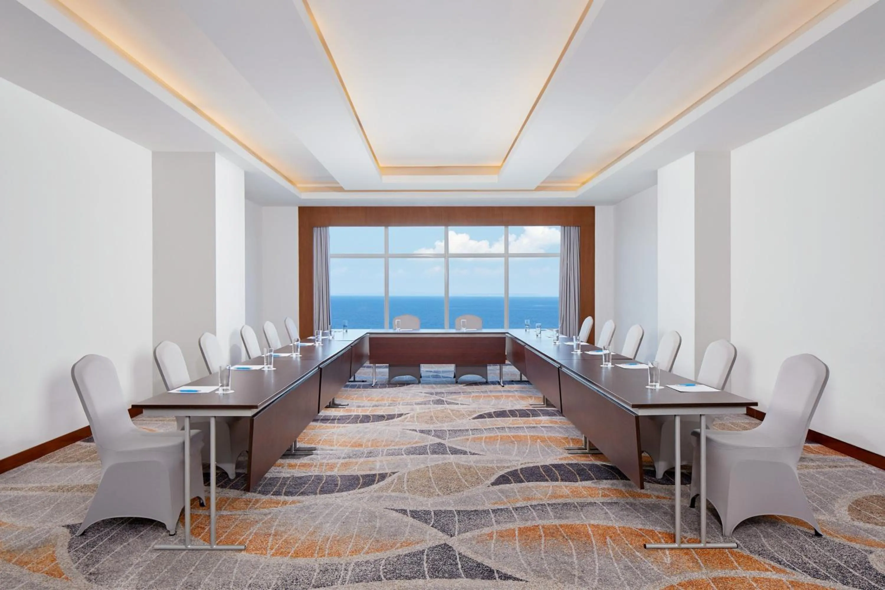 Meeting/conference room in Four Points by Sheraton Manado