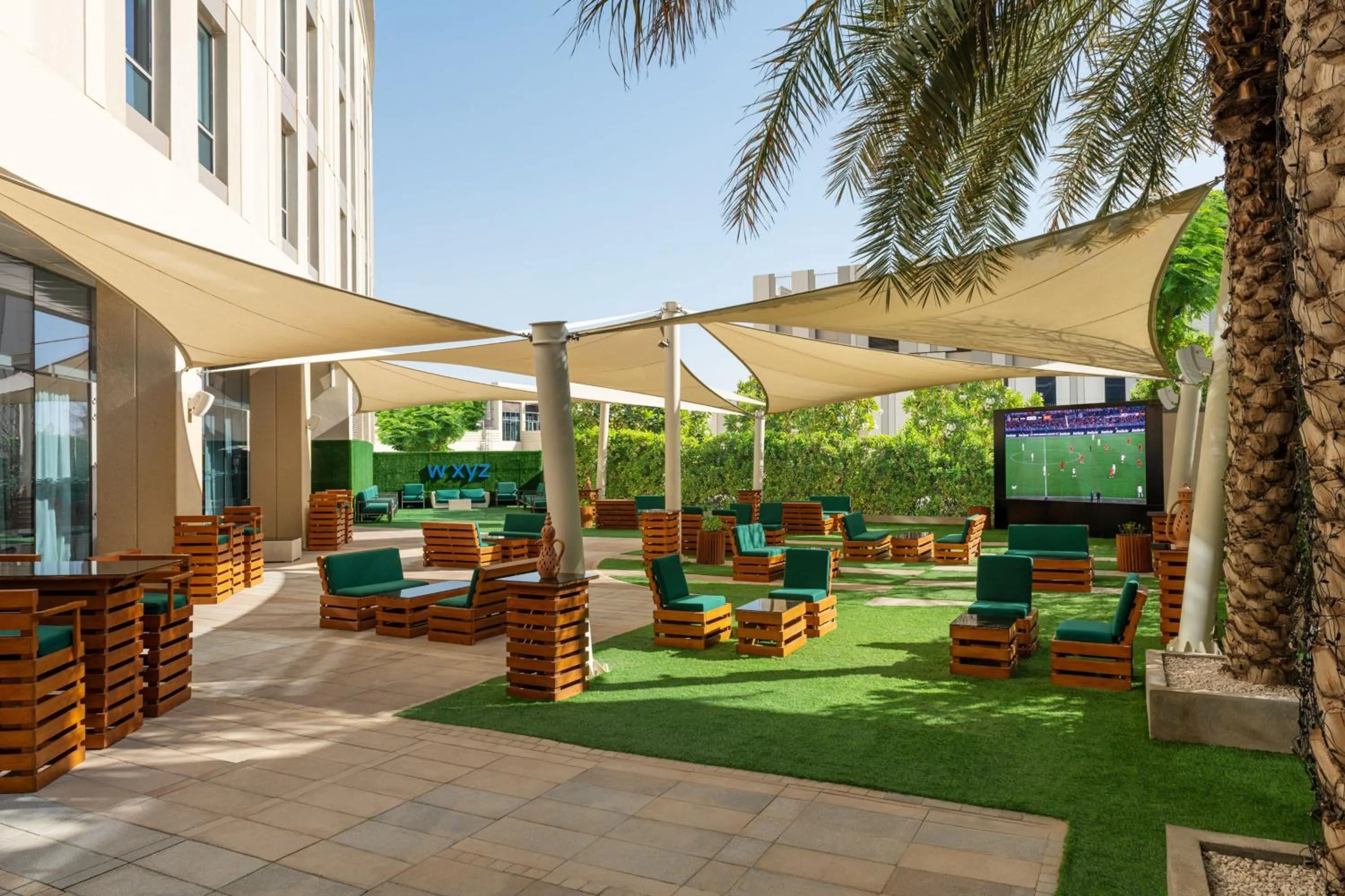 Lounge or bar in Aloft Al Ain