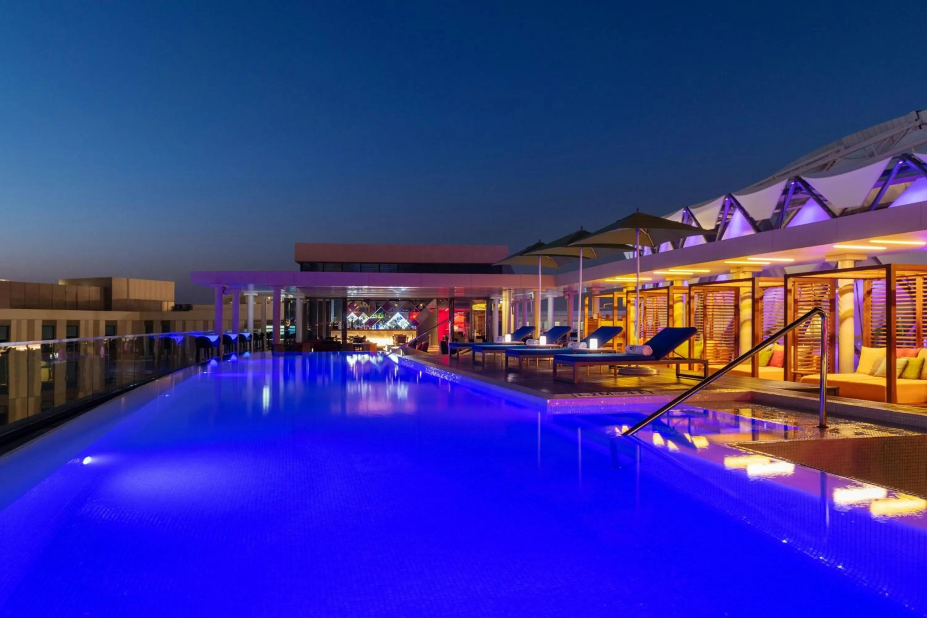 Swimming pool in Aloft Al Ain