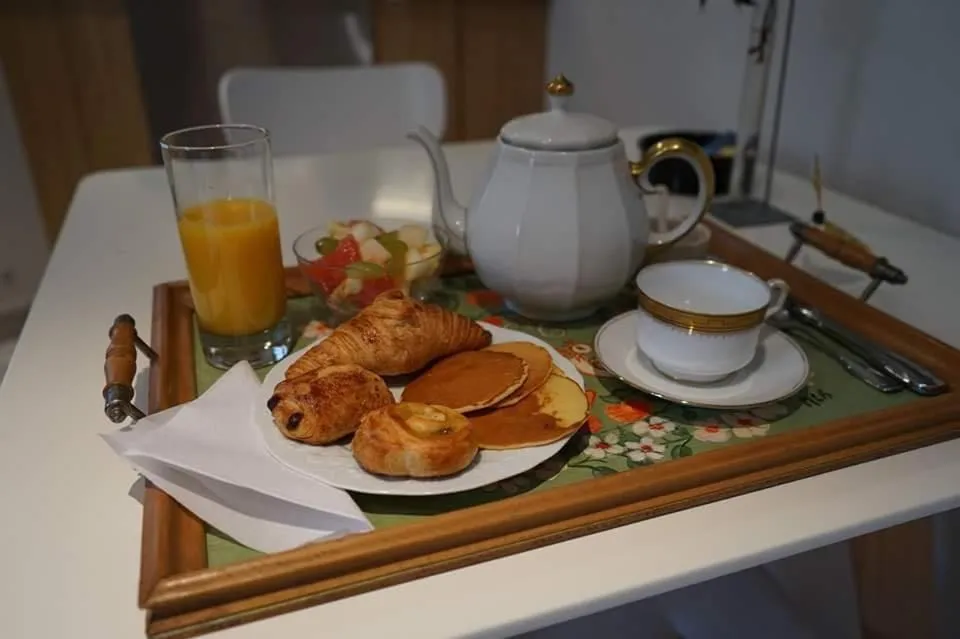 Meals in 1 Square du Docteur Blanche - Paris 16