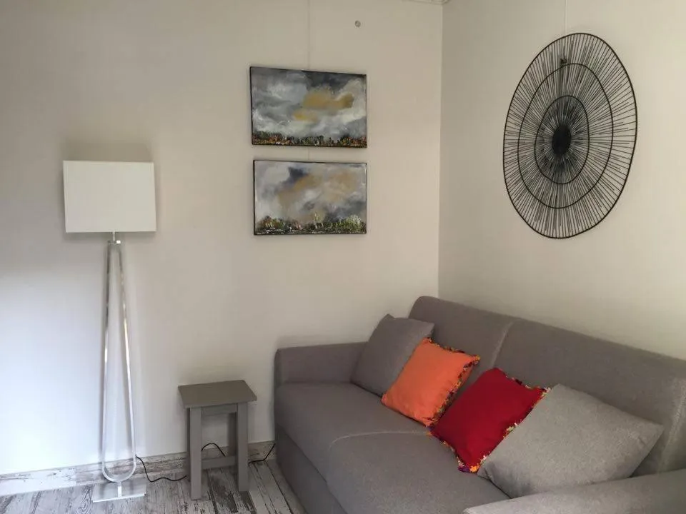 Living room in 1 Square du Docteur Blanche - Paris 16