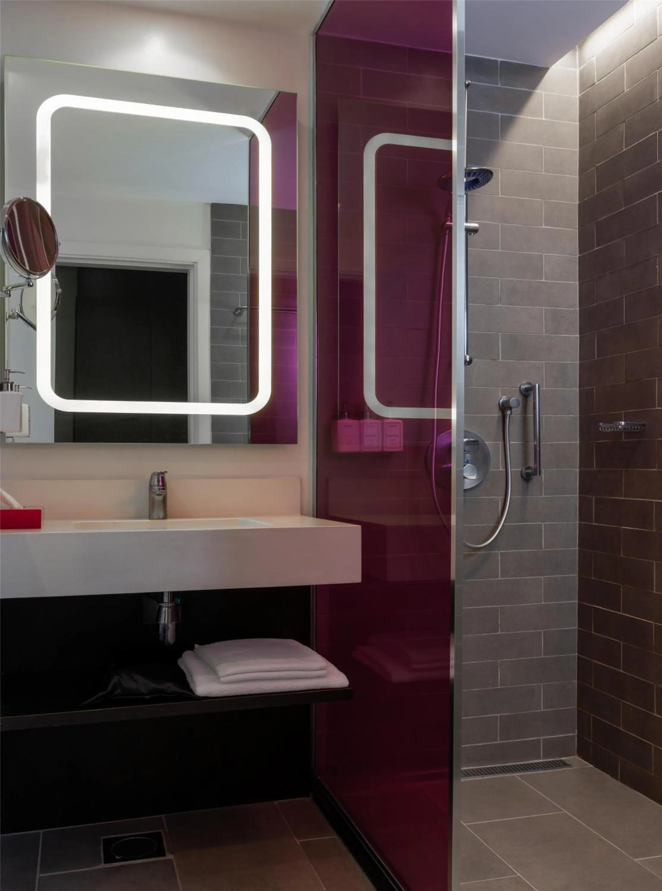 Bathroom in Park Inn by Radisson, Nairobi Westlands