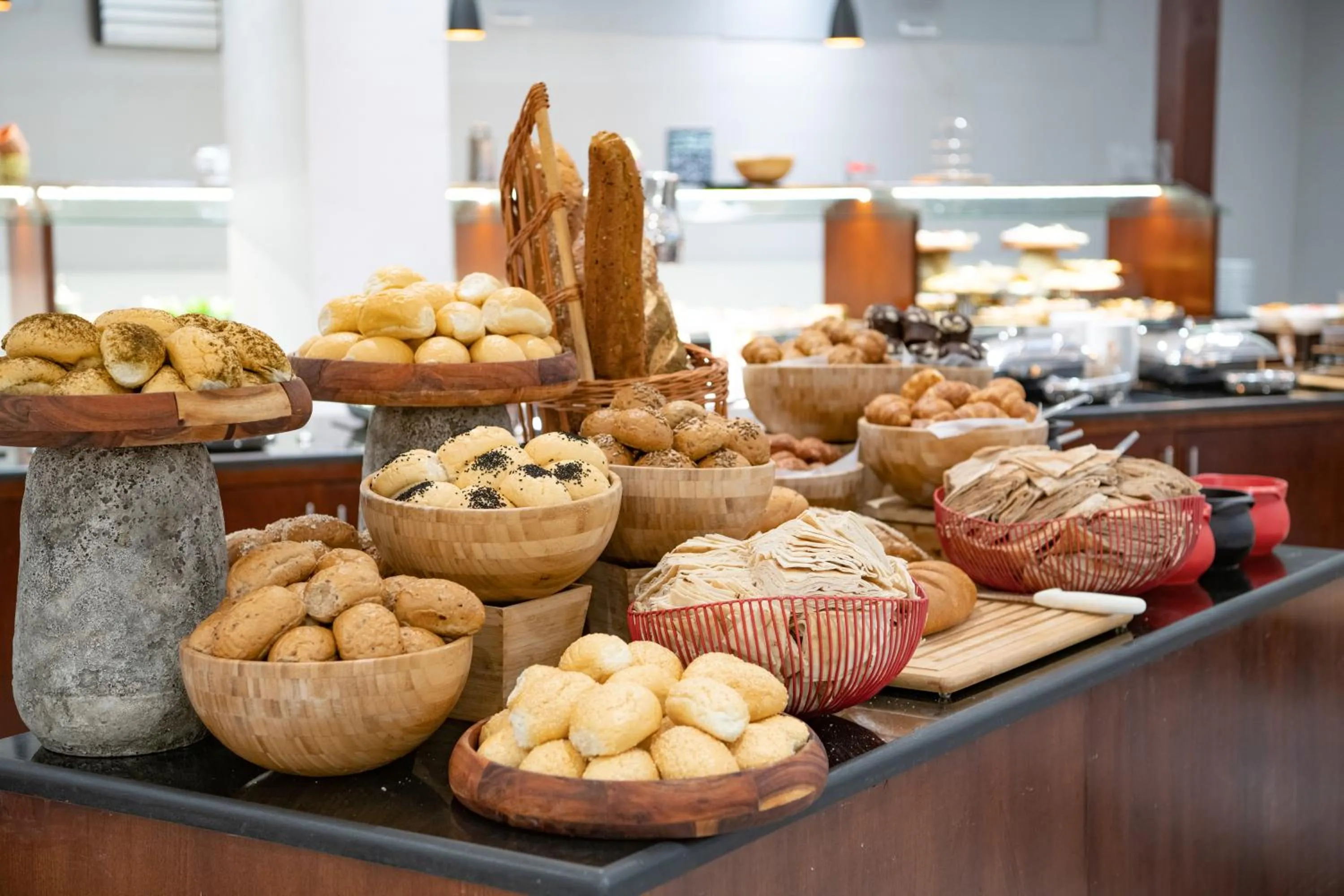 Food and drinks in Park Inn by Radisson Makkah Al Naseem