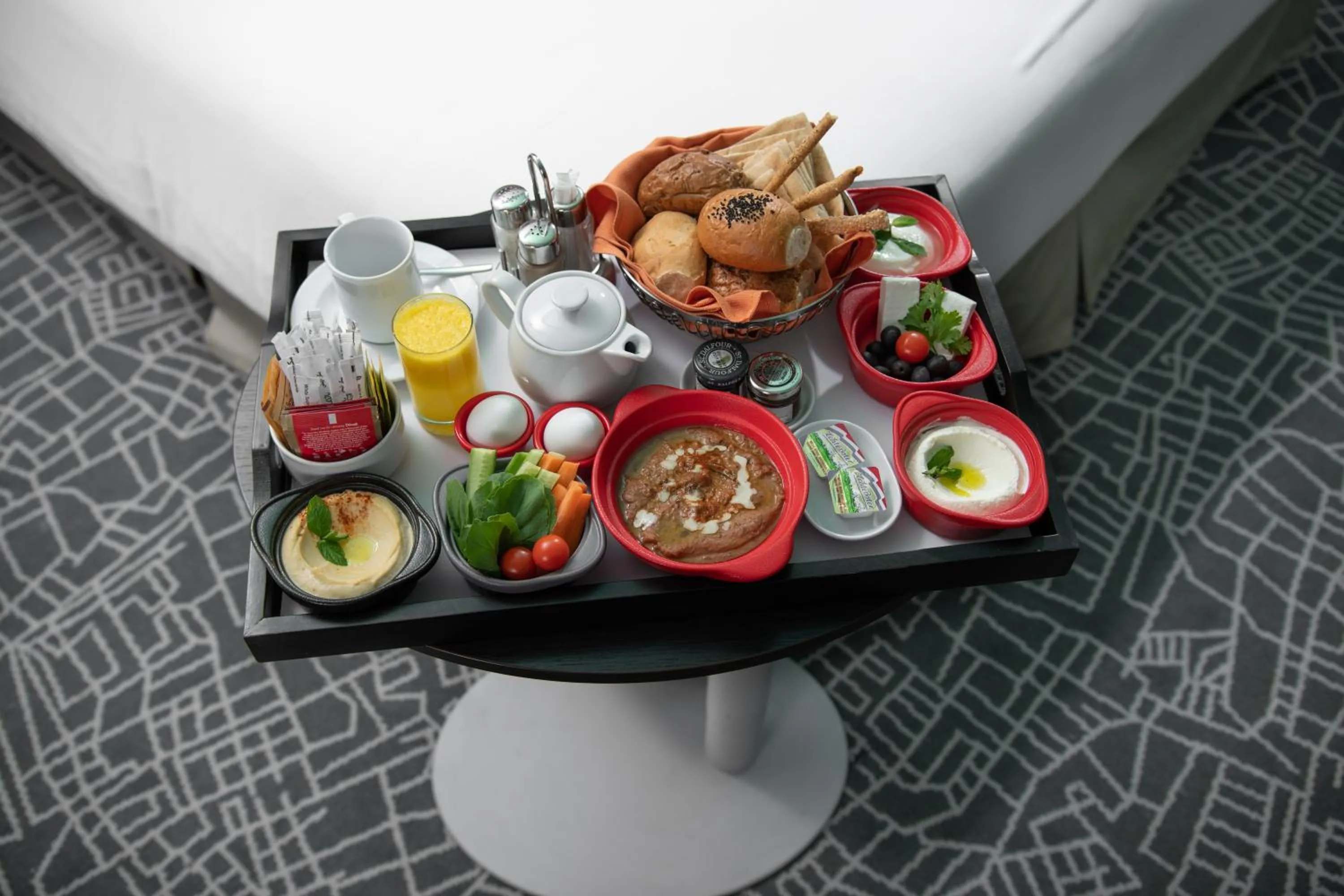 Food and drinks in Park Inn by Radisson Makkah Al Naseem