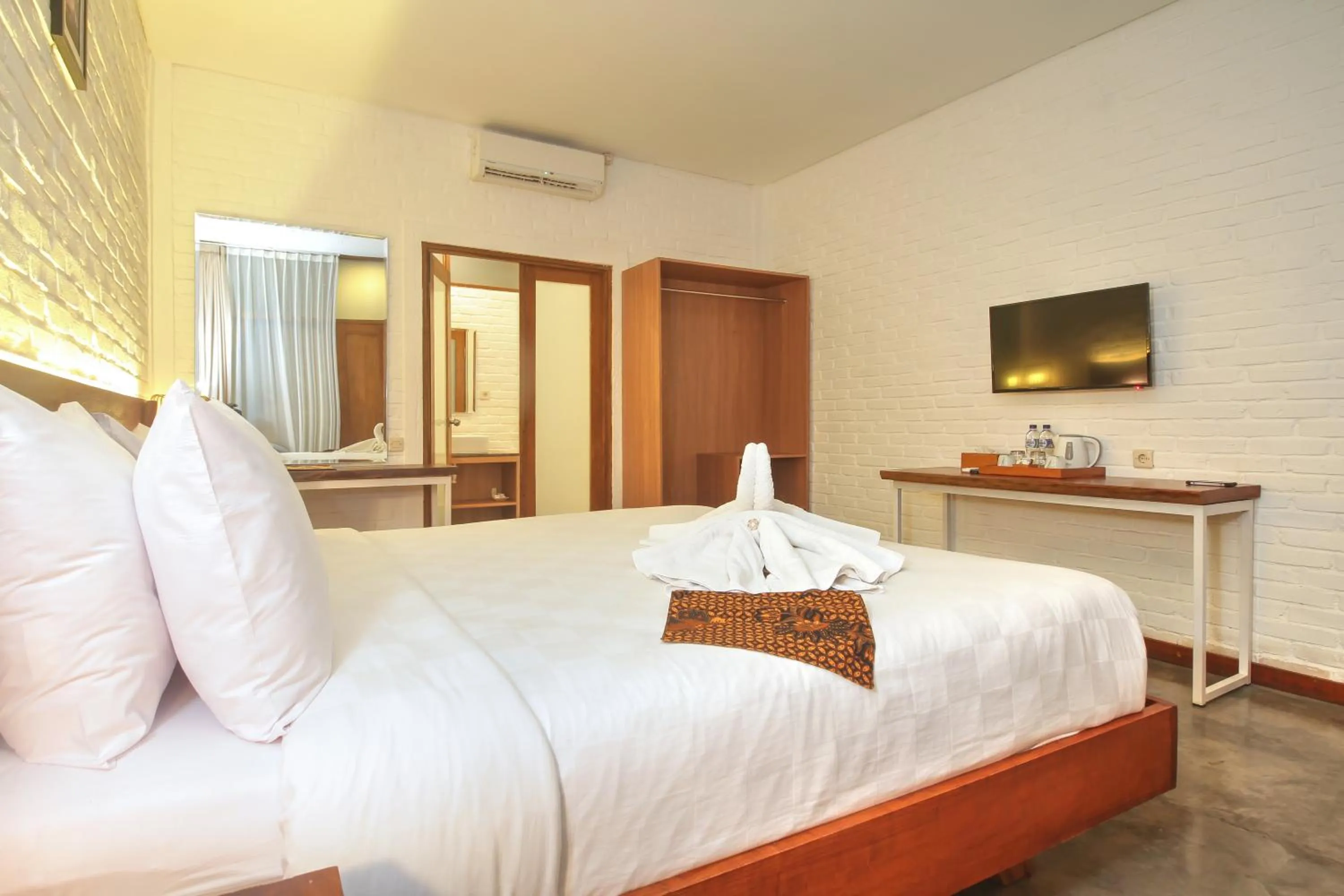 Bedroom, Bed in Shankara Borobudur