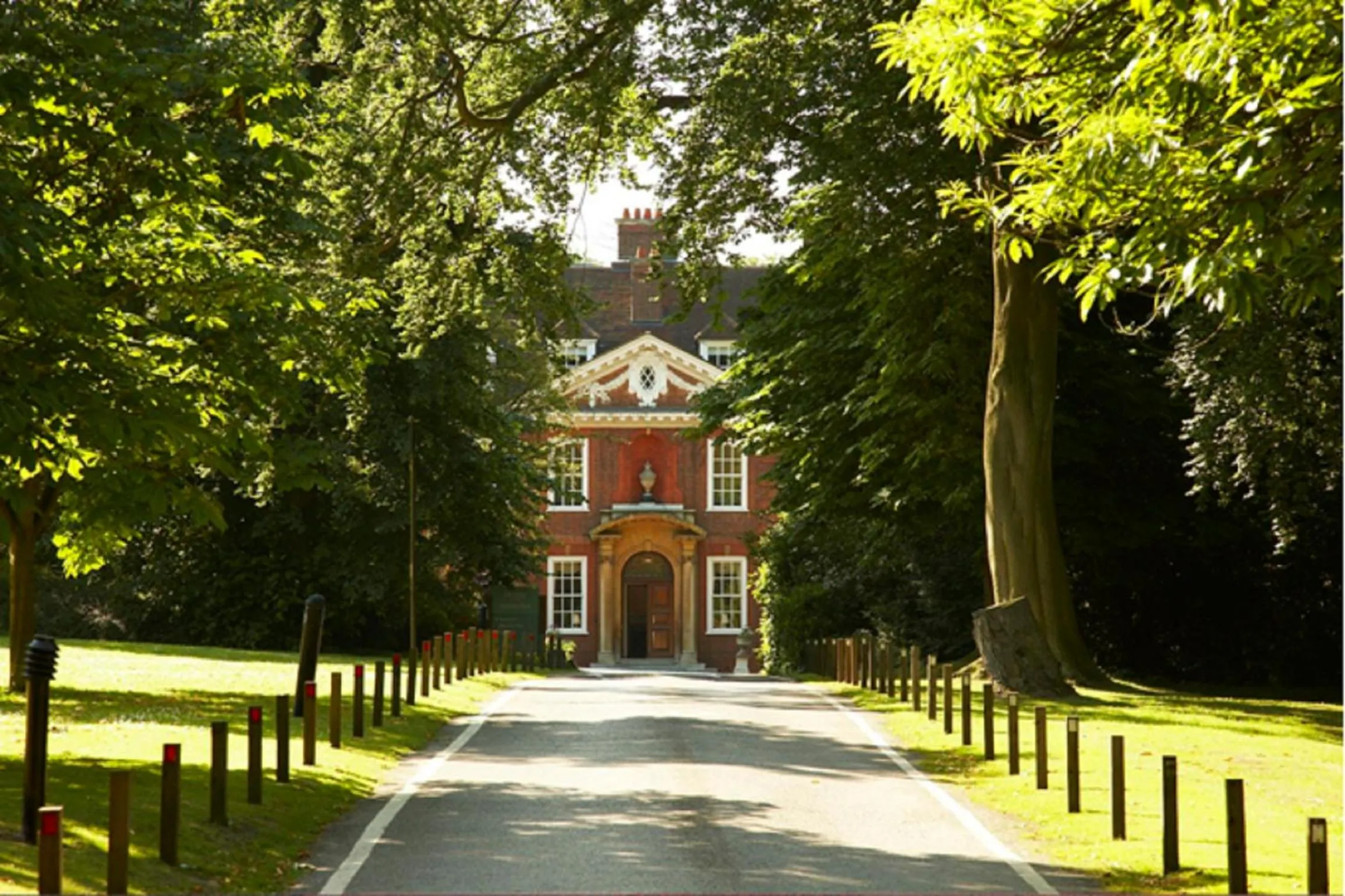 Facade/entrance in Hunton Park Hotel