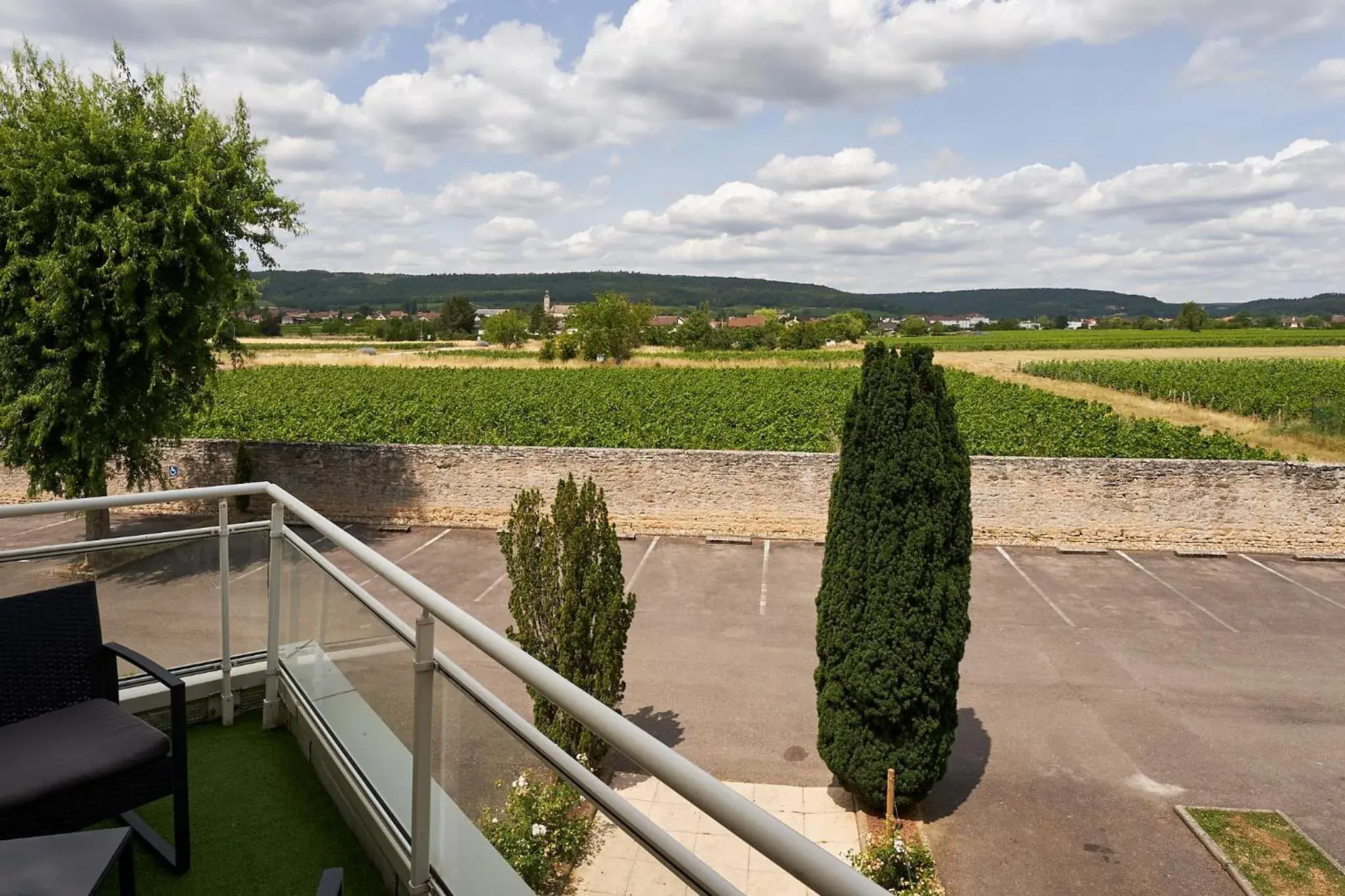 View (from property/room) in Authentic by balladins Dijon / Marsannay-la-Côte View (from property/room) in Authentic by balladins Dijon / Marsannay-la-Côte