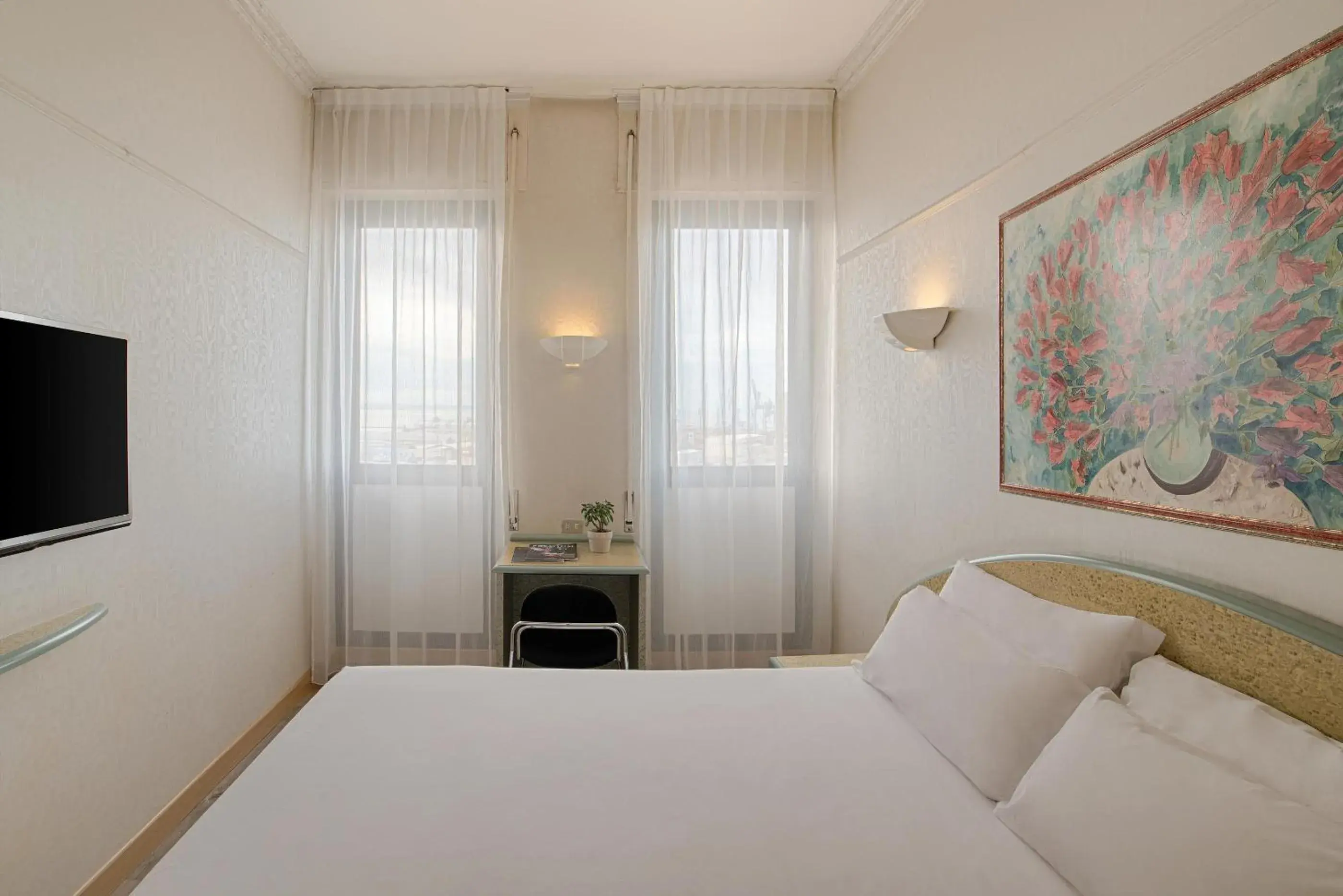 Bedroom, Bed in NH Ancona Bedroom, Bed in NH Ancona