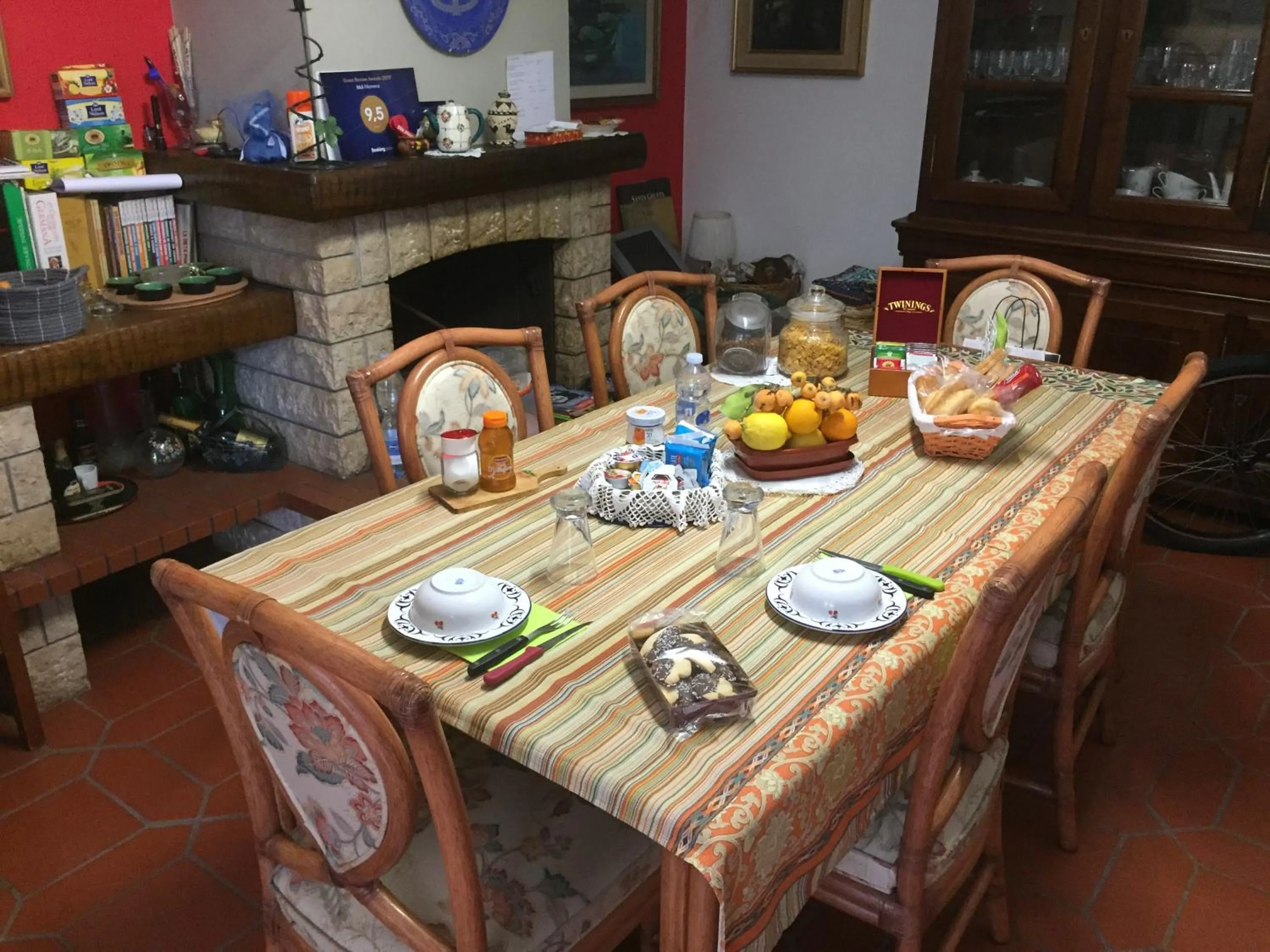 Communal lounge/ TV room in B&B Filomena