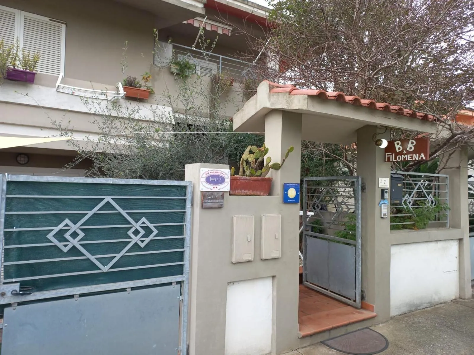 Facade/entrance in B&B Filomena