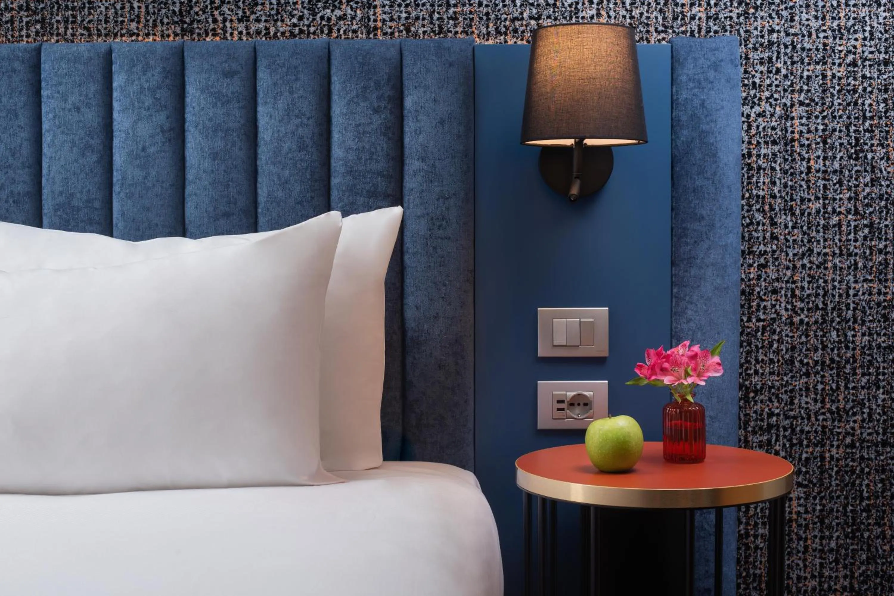 Bedroom, Bed in NH Firenze