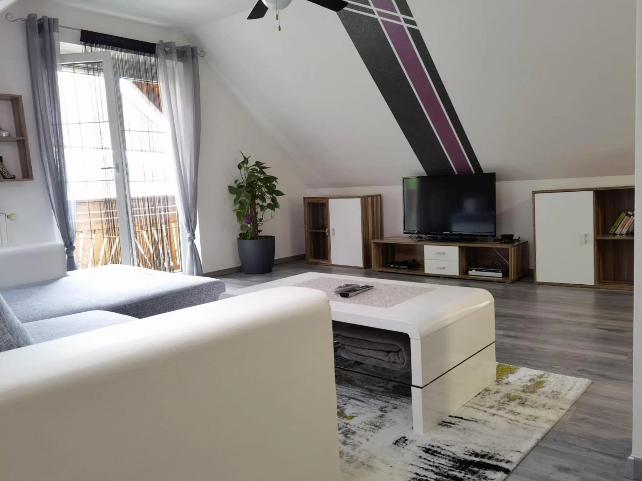 Ferienwohnung Eckberger Weinstrasse 139