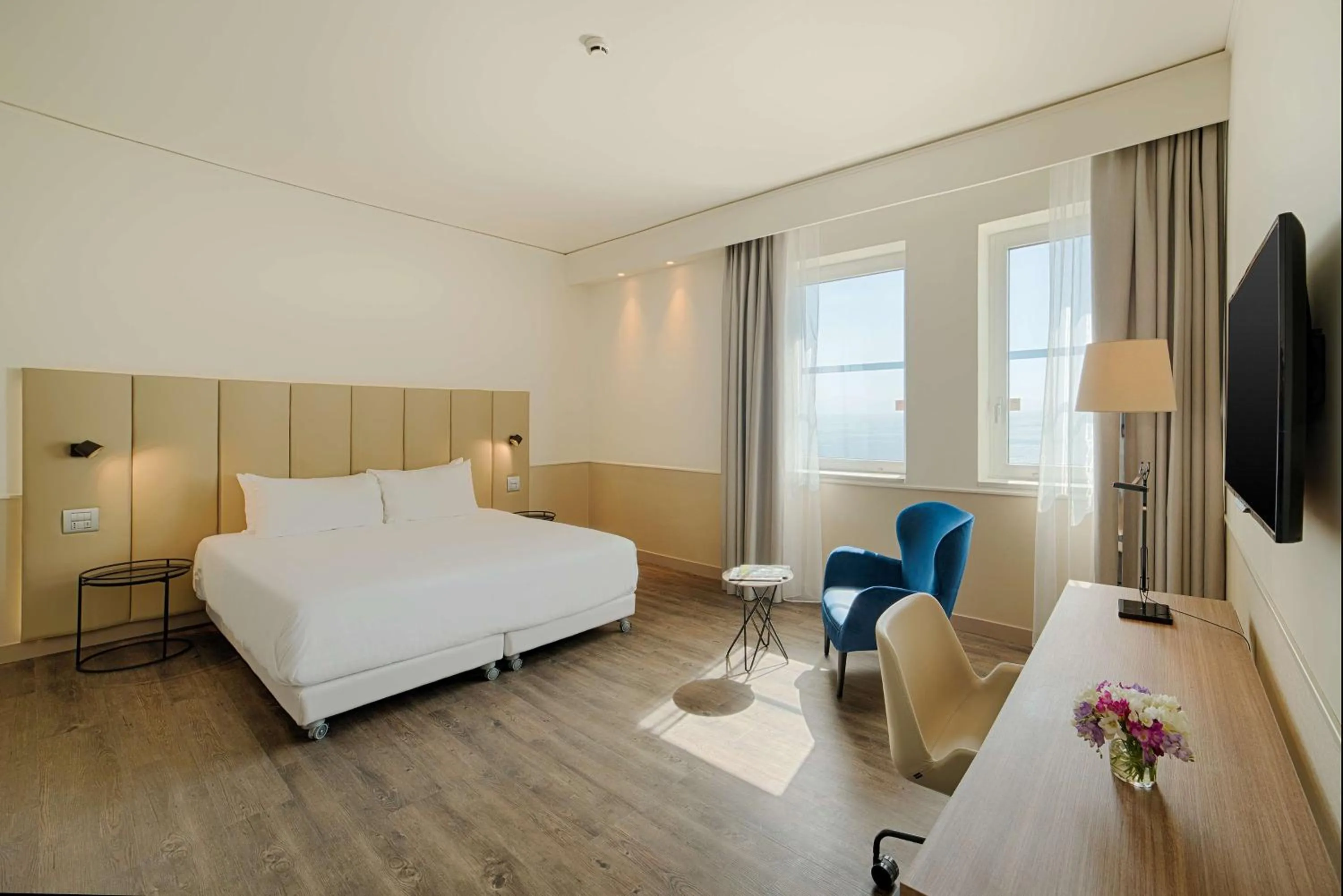 Bedroom, Bed in NH Napoli Panorama