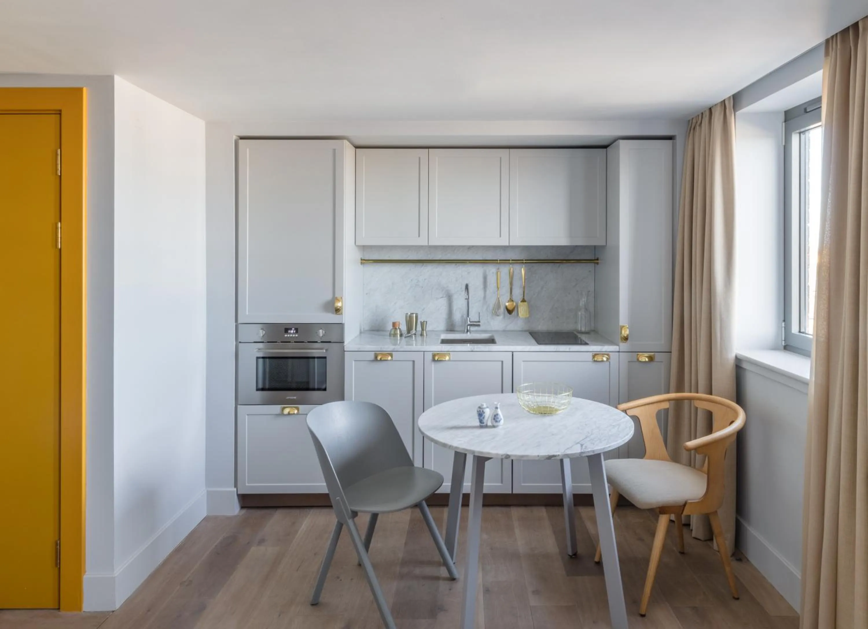 Dining area in Eden Locke