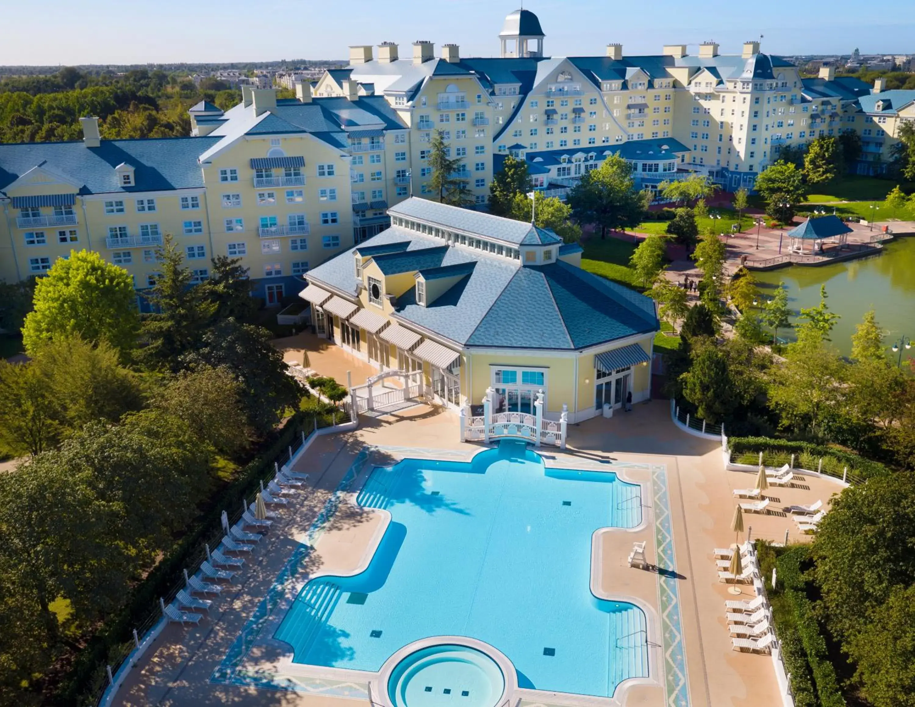 Bird's eye view in Disney Newport Bay Club Bird's eye view in Disney Newport Bay Club