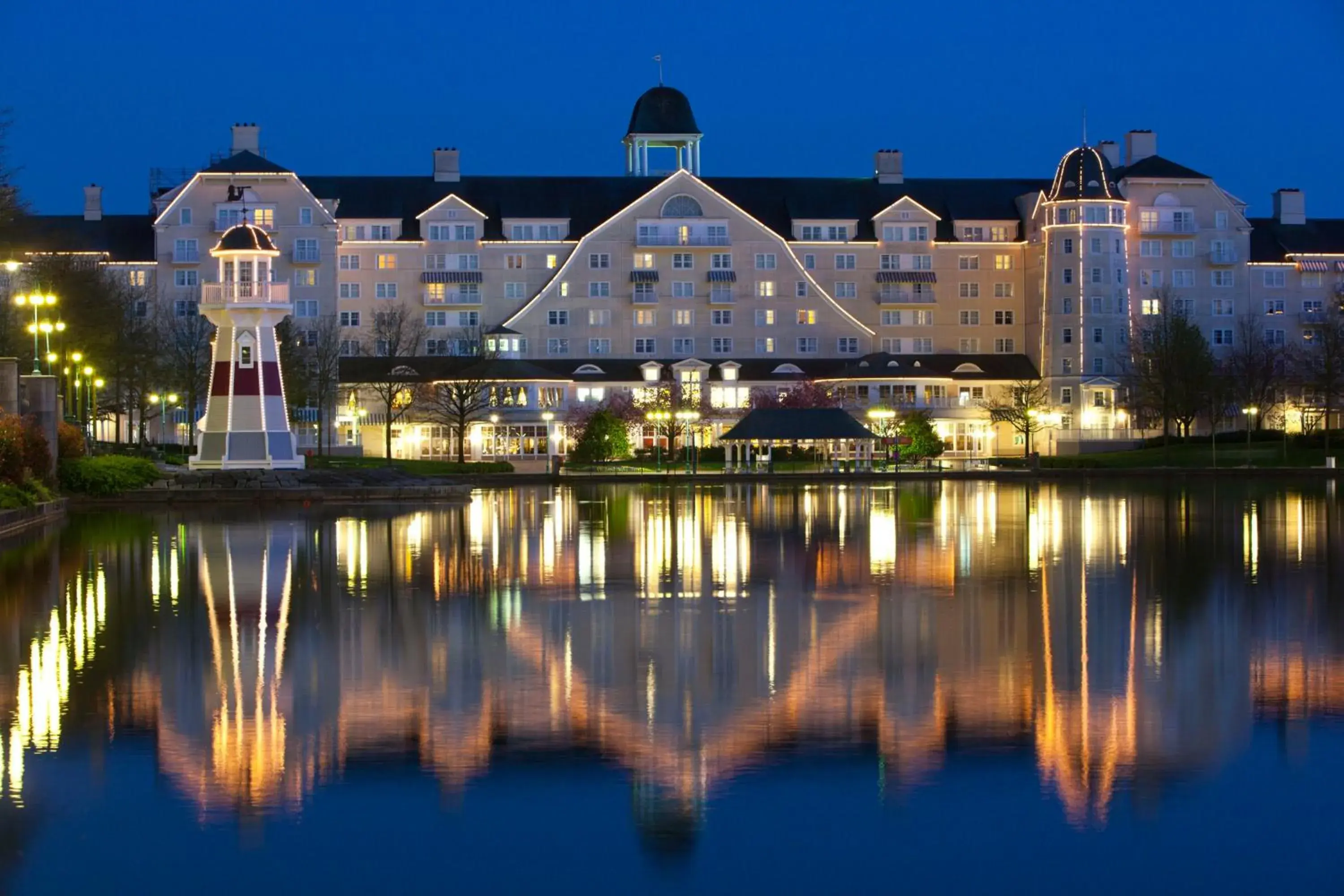Property building in Disney Newport Bay Club Property building in Disney Newport Bay Club
