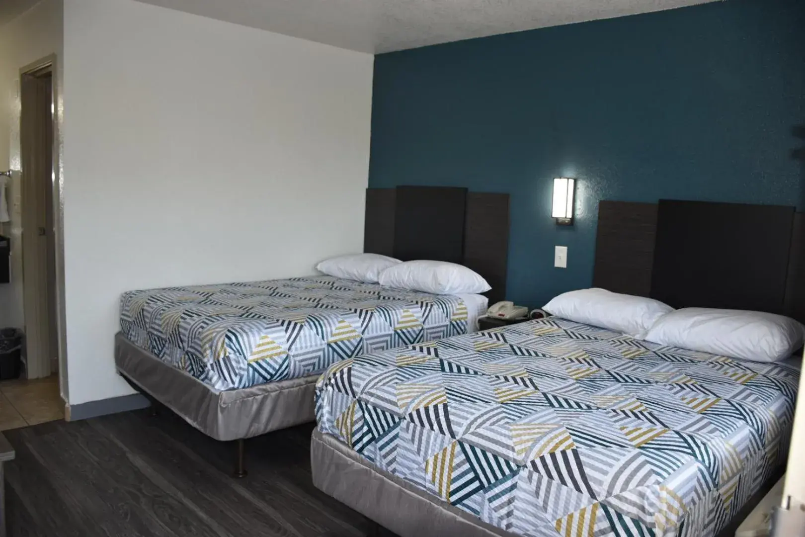 Bedroom, Bed in Studio 6-Grand Prairie, TX Bedroom, Bed in Studio 6-Grand Prairie, TX