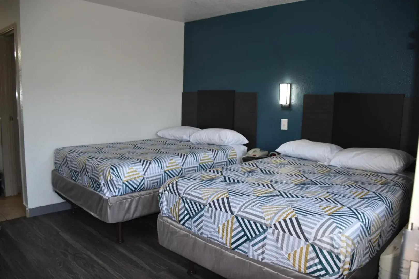 Bedroom, Bed in Studio 6-Grand Prairie, TX Bedroom, Bed in Studio 6-Grand Prairie, TX