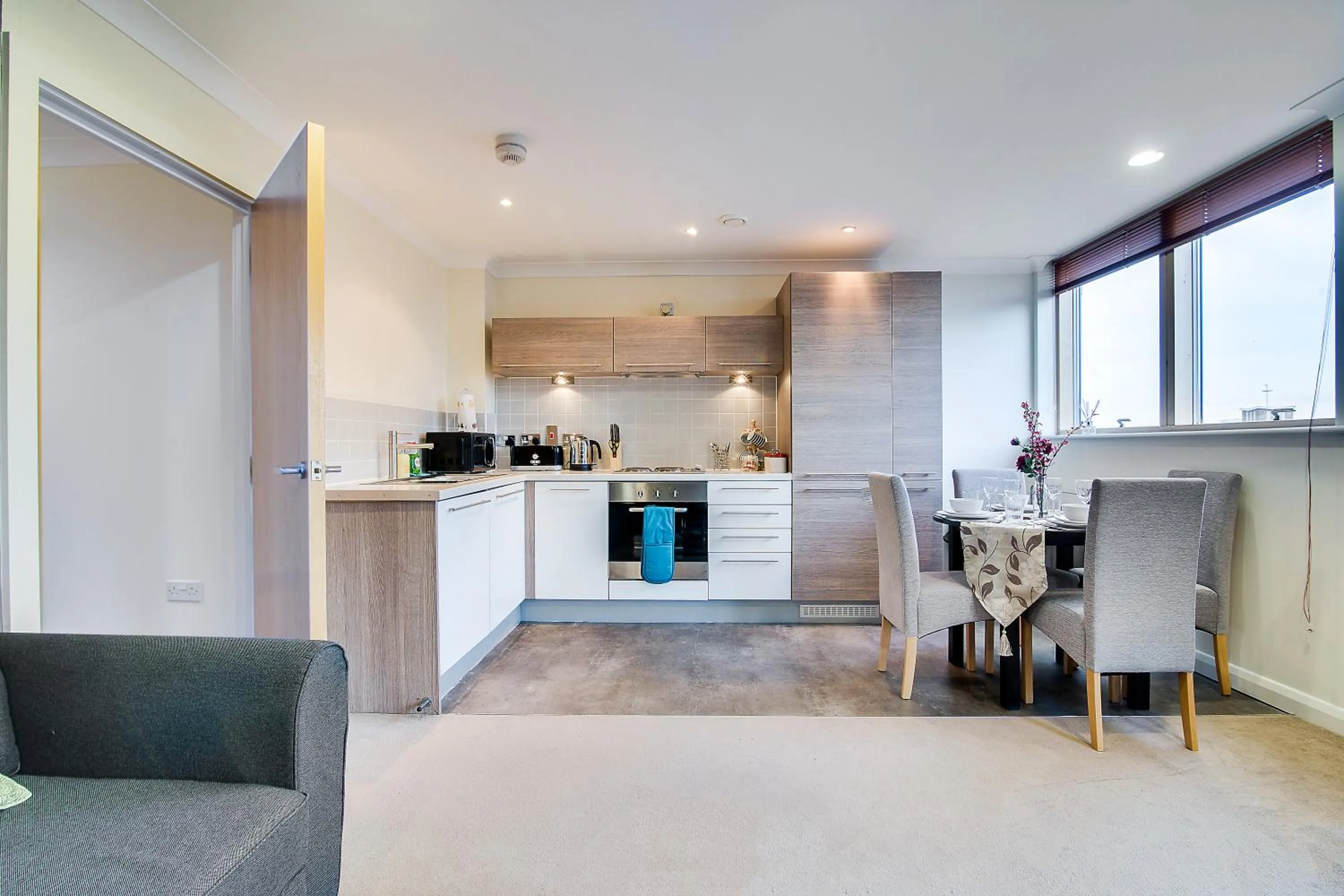 Mica Point City Centre Apartment