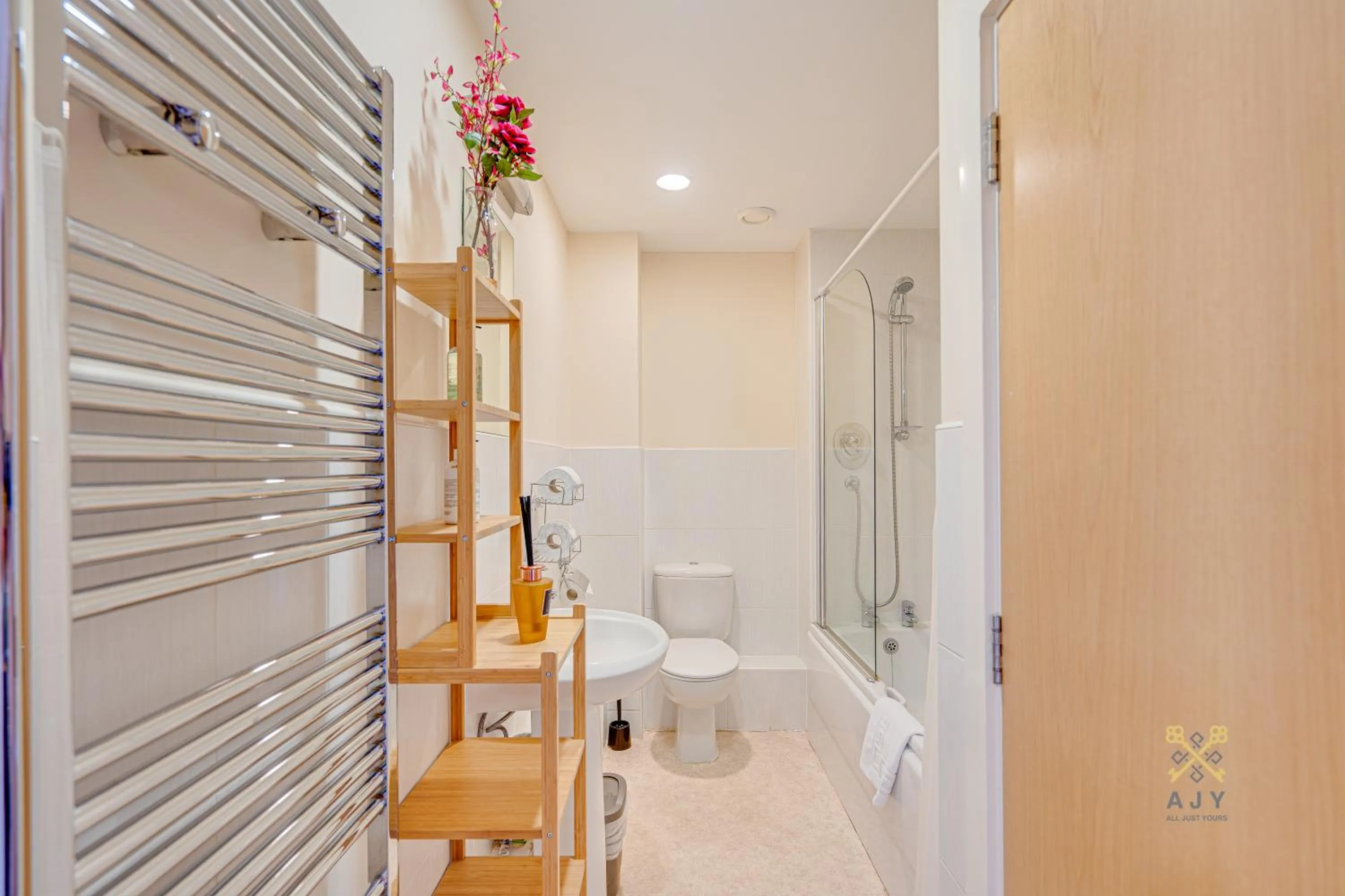 Mica Point City Centre Apartment