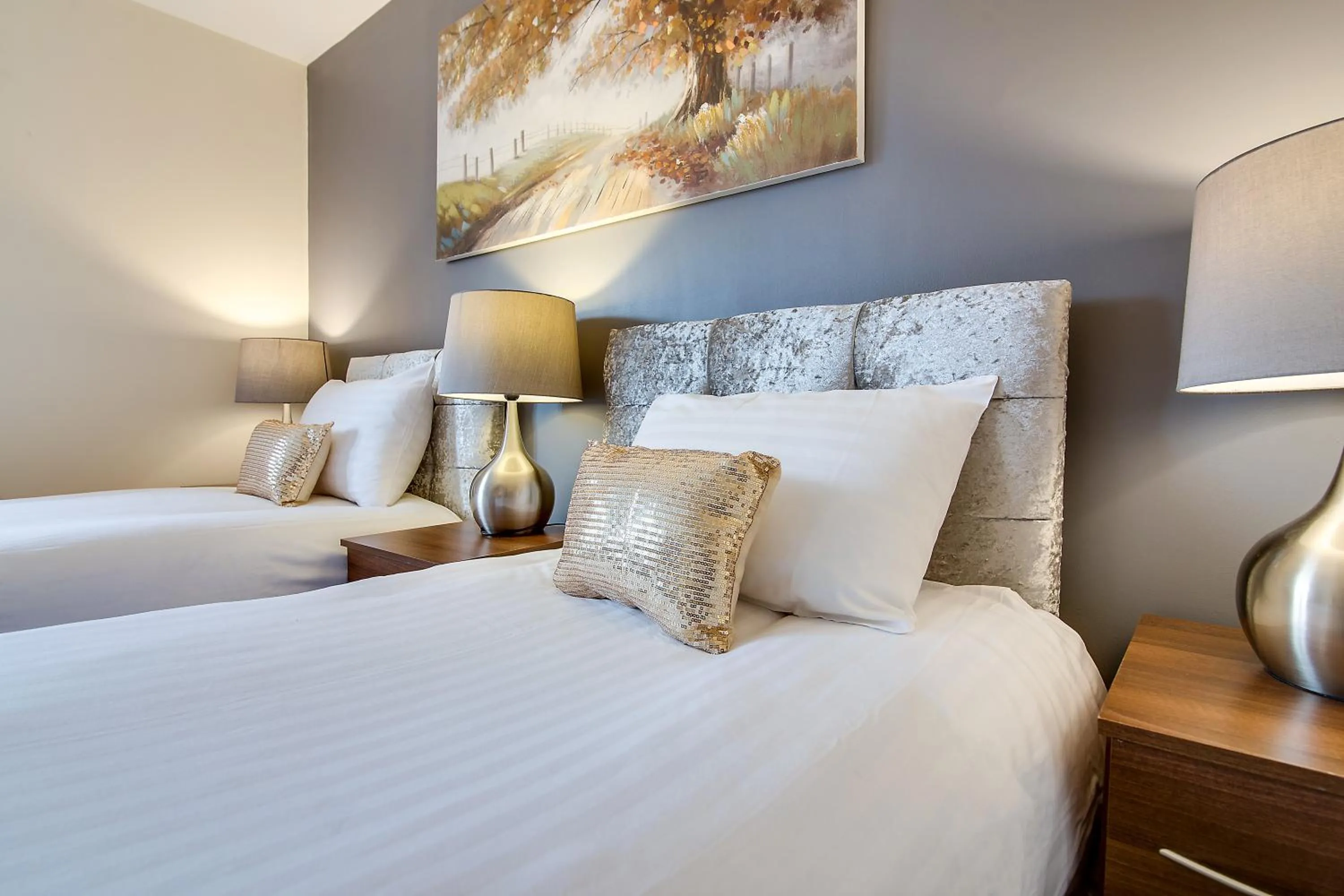 Bed in Mica Point City Centre Apartment