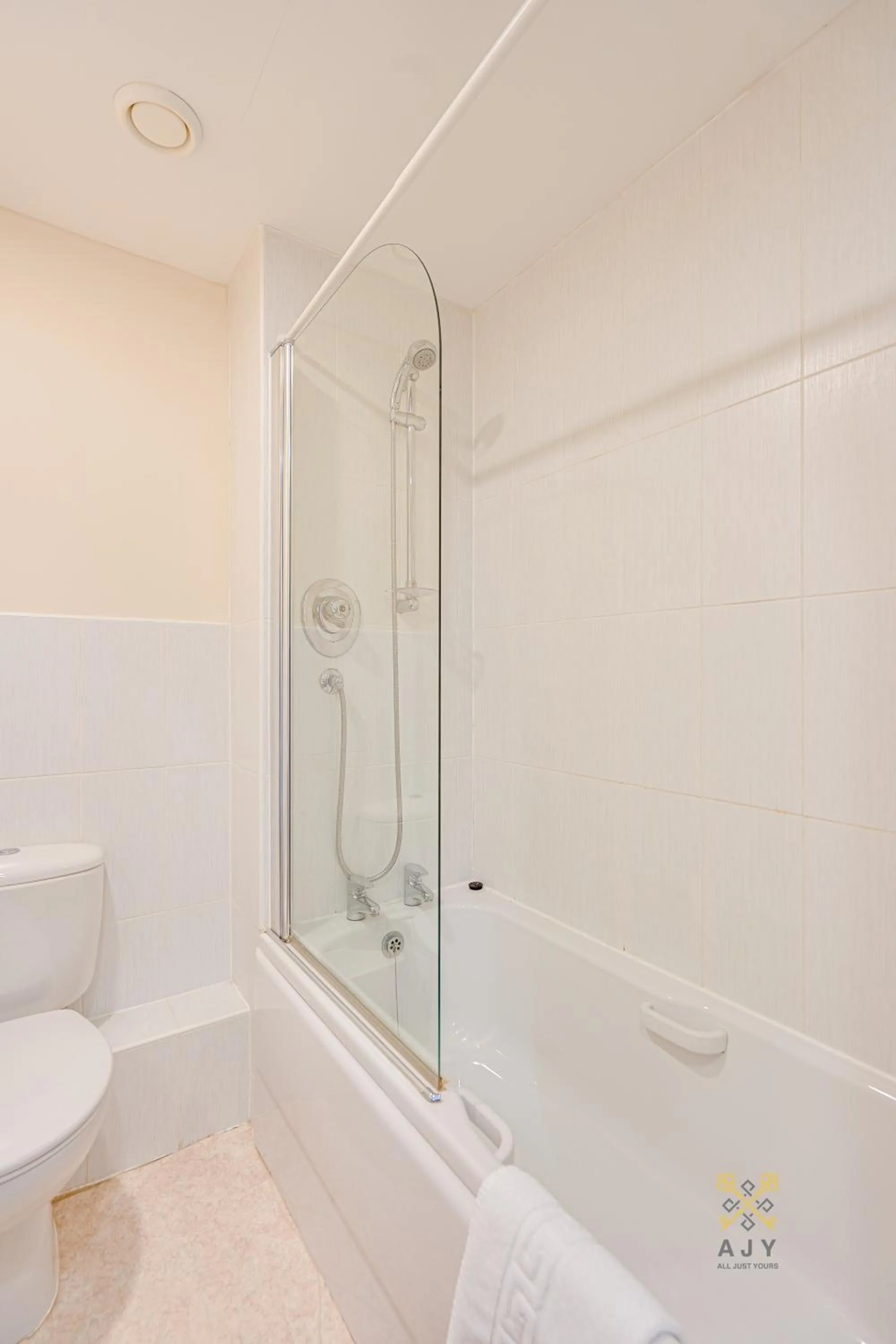 Mica Point City Centre Apartment