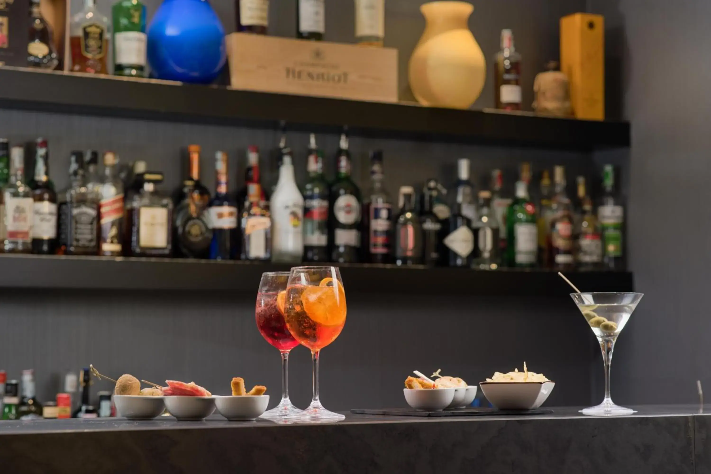 Lounge or bar in NH San Luis Potosí Lounge or bar in NH San Luis Potosí