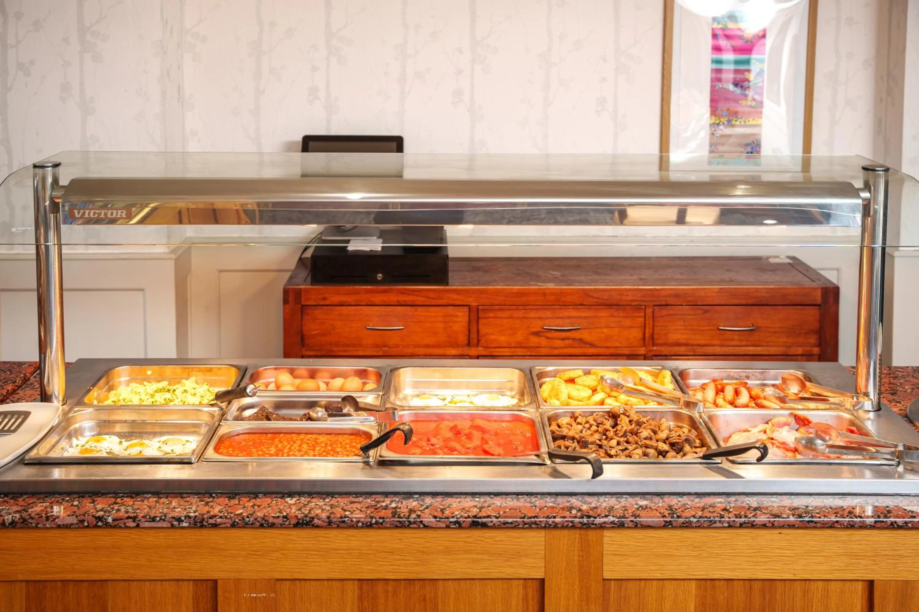 Food and drinks in Ivy Bush Royal Hotel by Compass Hospitality