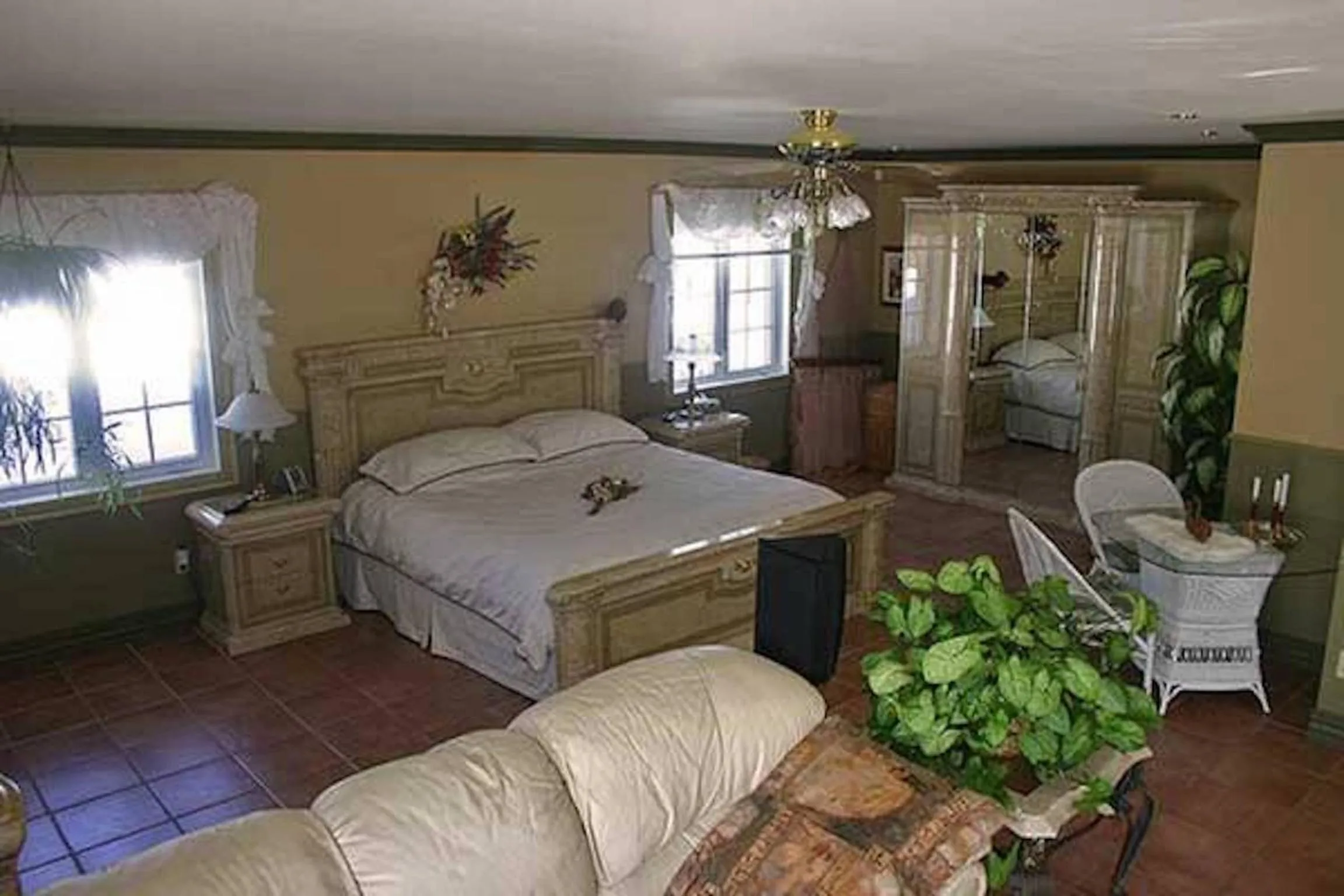 Shower, Bed in Au Soleil Couchant