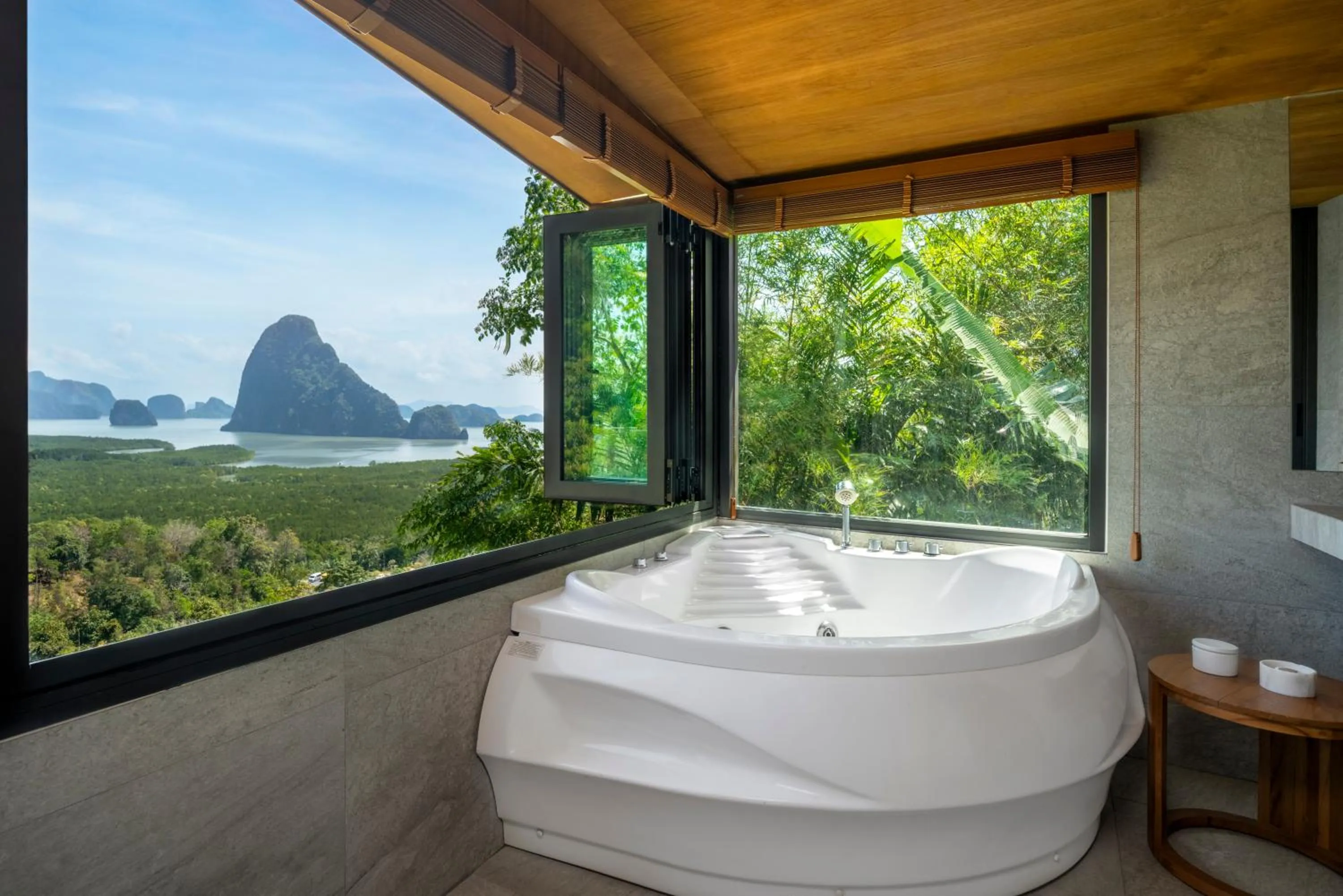 Nearby landmark in Sametnangshe Boutique