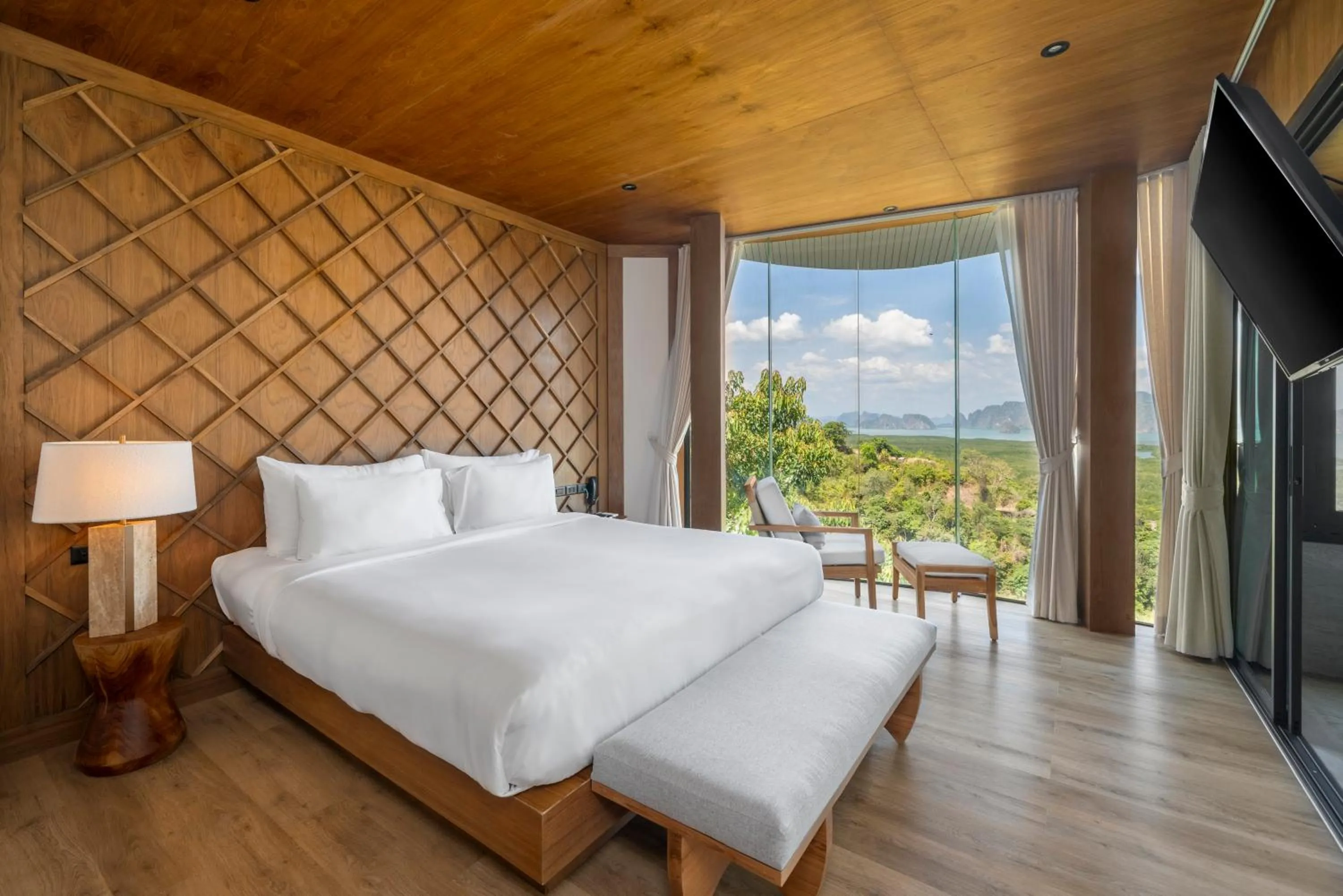 Communal lounge/ TV room, Bed in Sametnangshe Boutique