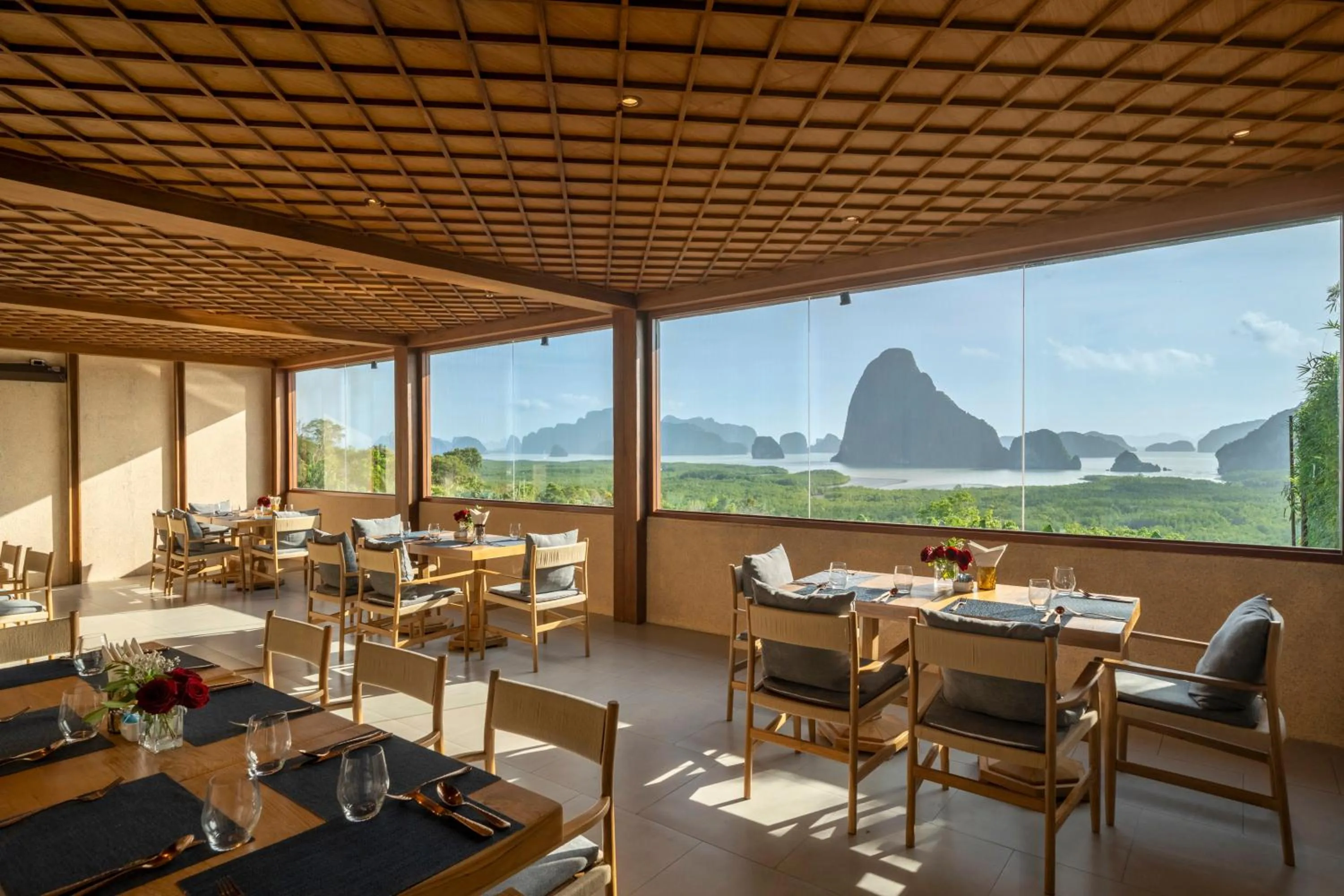 Restaurant/places to eat in Sametnangshe Boutique