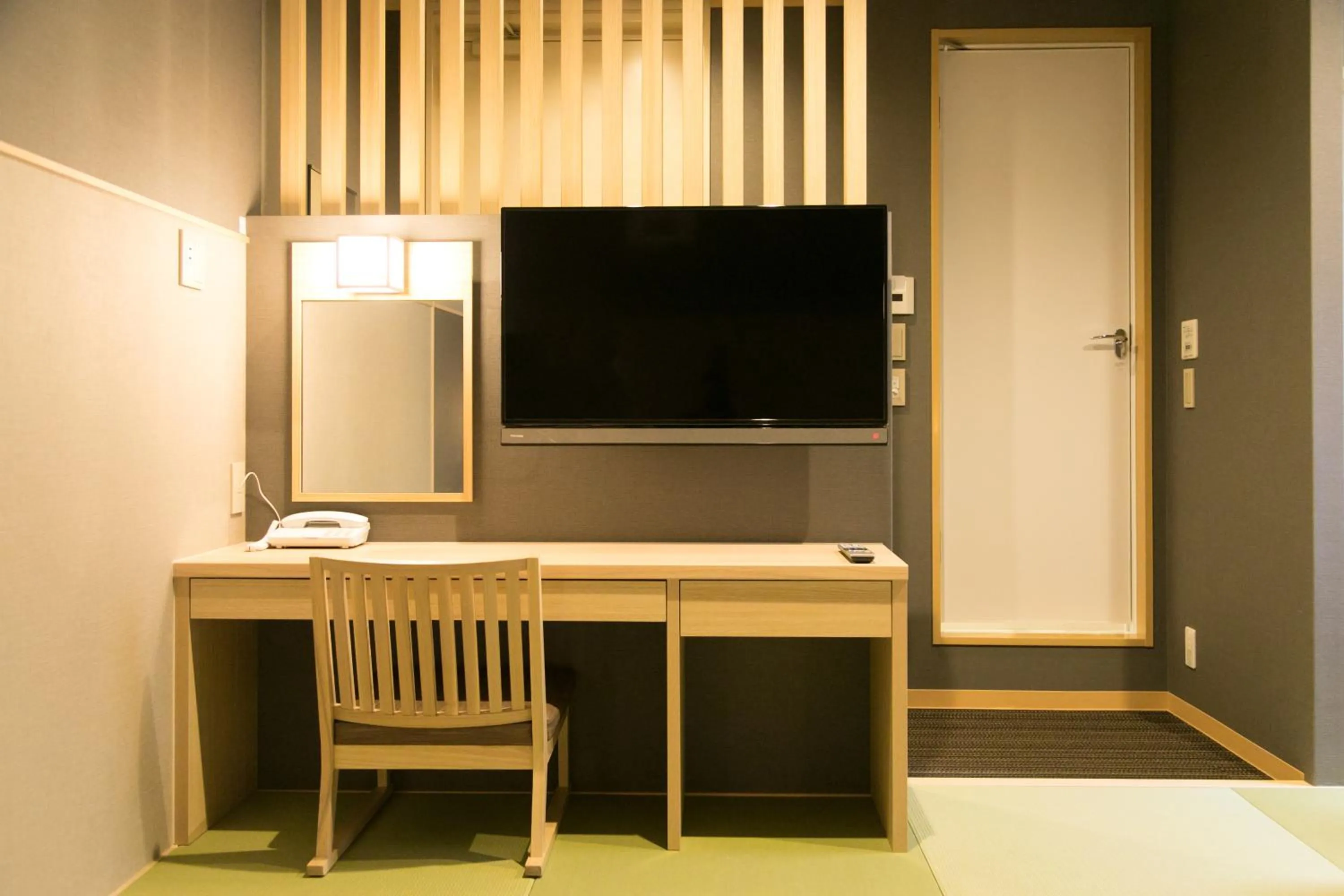 Photo of the whole room in Waqoo Shitaderamachi