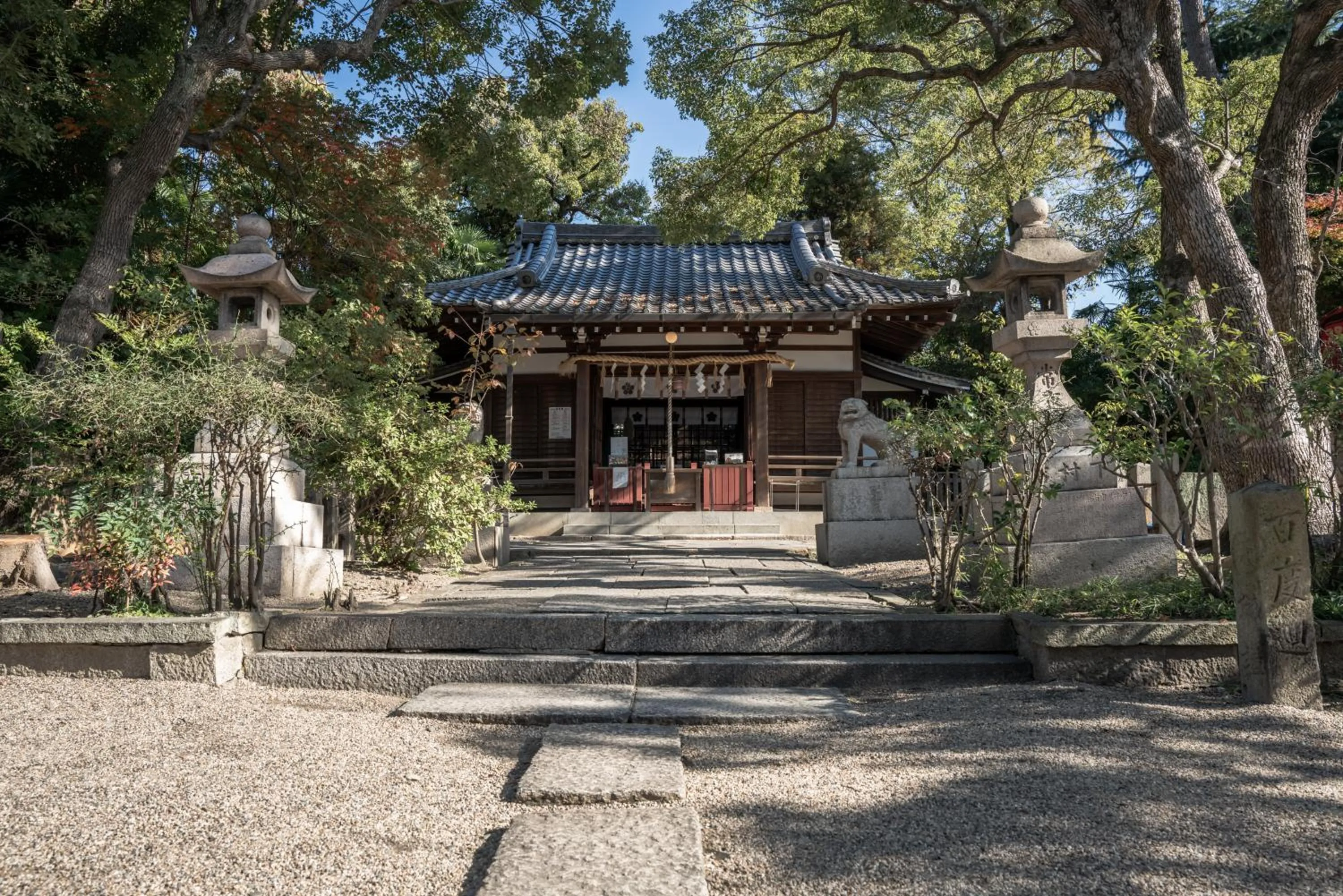 Nearby landmark in Waqoo Shitaderamachi