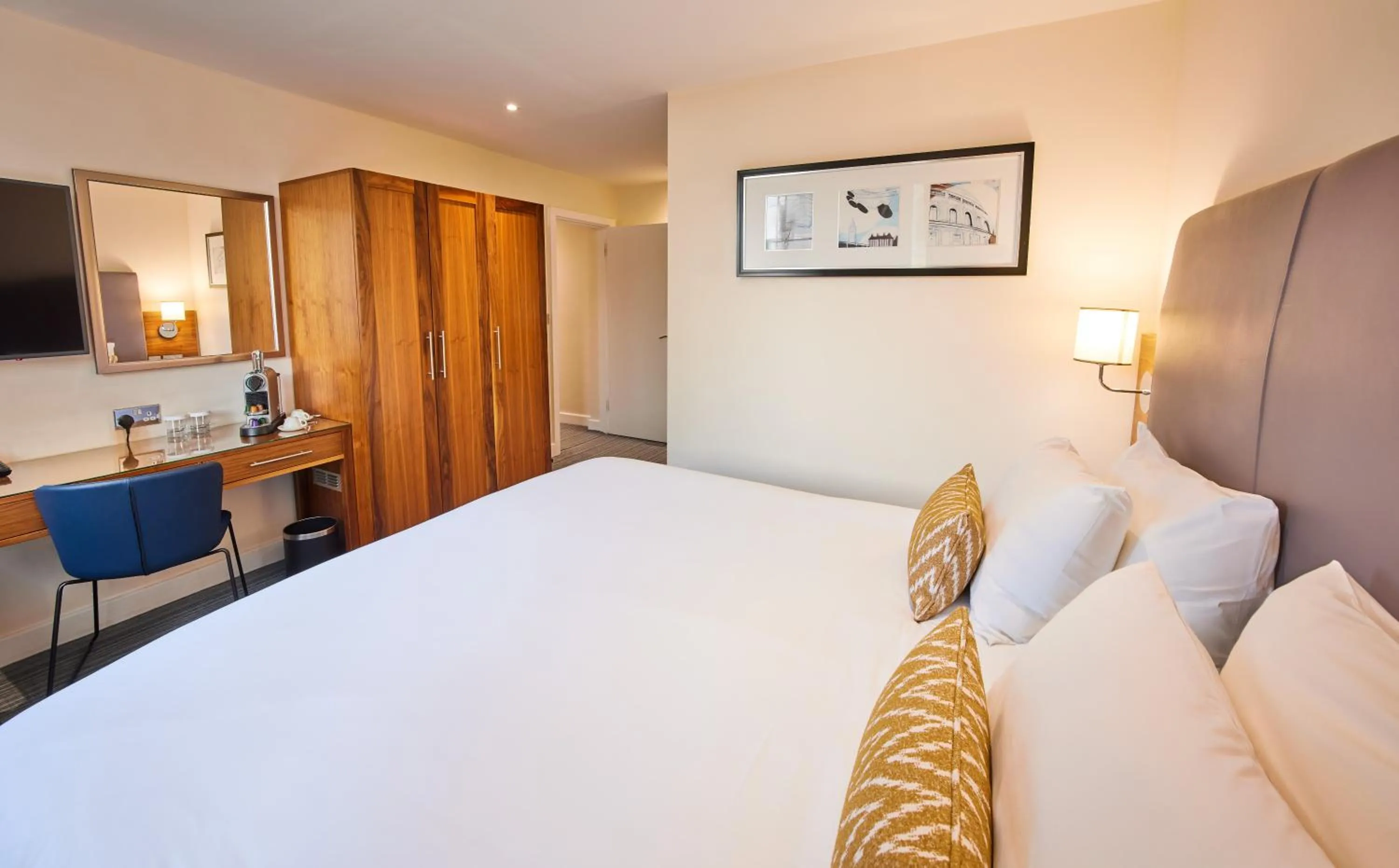 Bed in Thistle London Heathrow Terminal 5