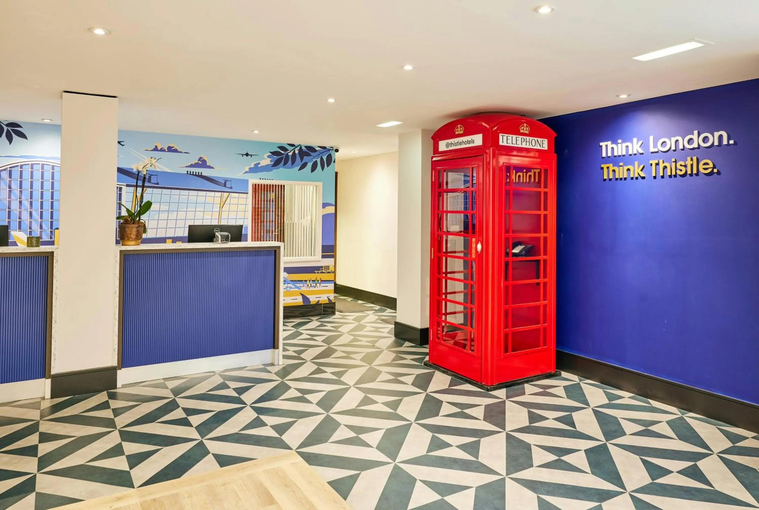 Lobby or reception in Thistle London Heathrow Terminal 5