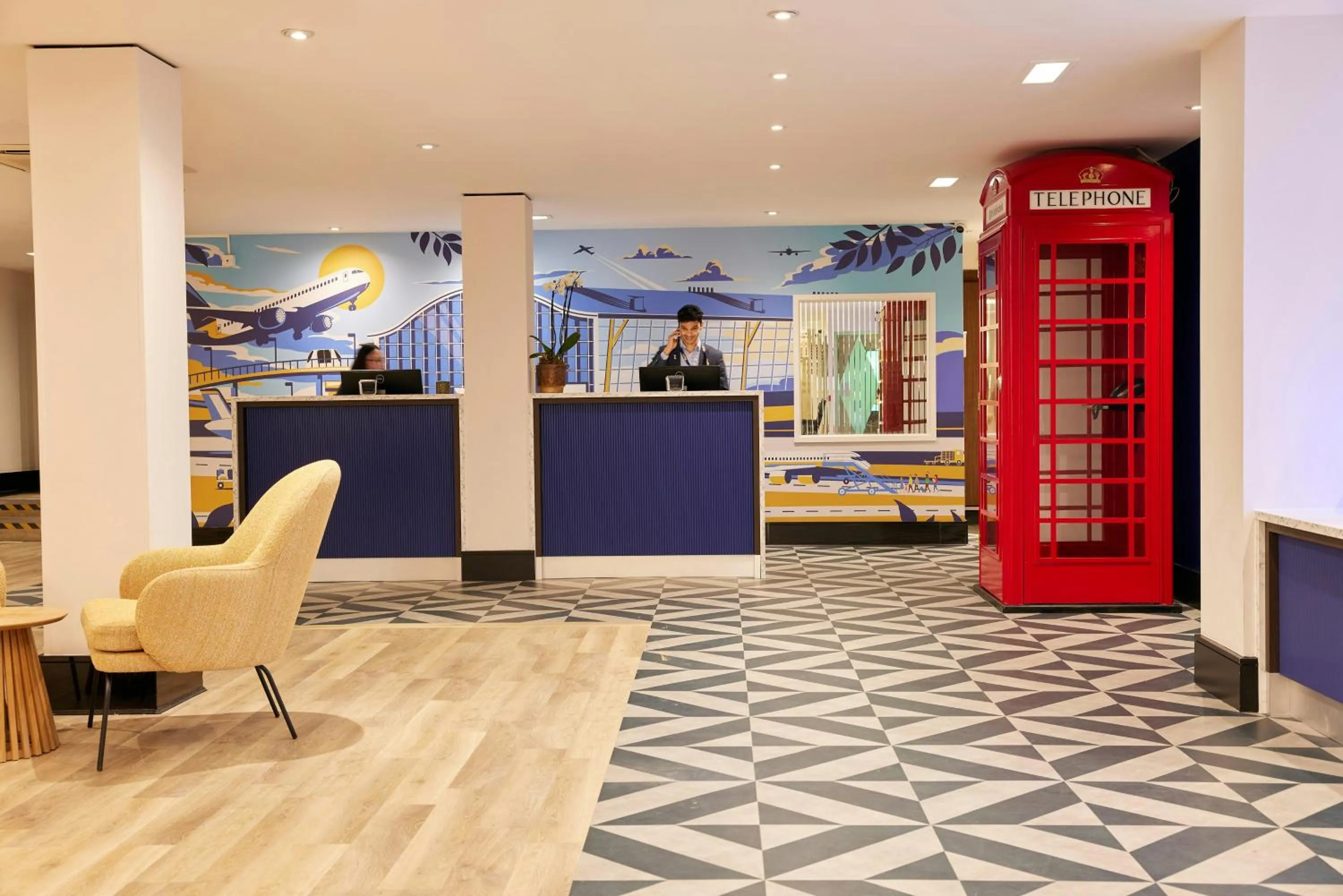 Lobby or reception in Thistle London Heathrow Terminal 5