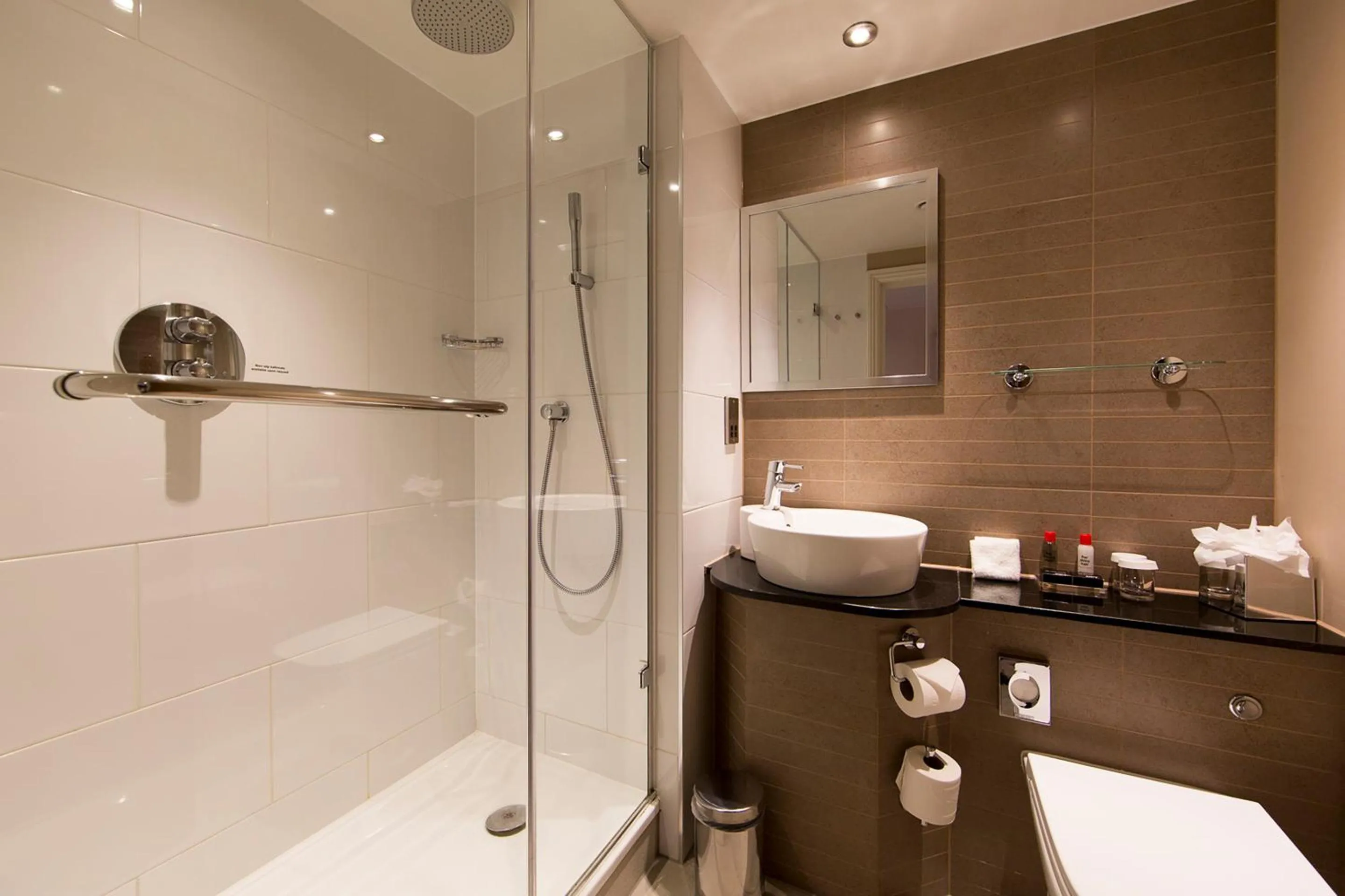 Bathroom in Thistle London Piccadilly