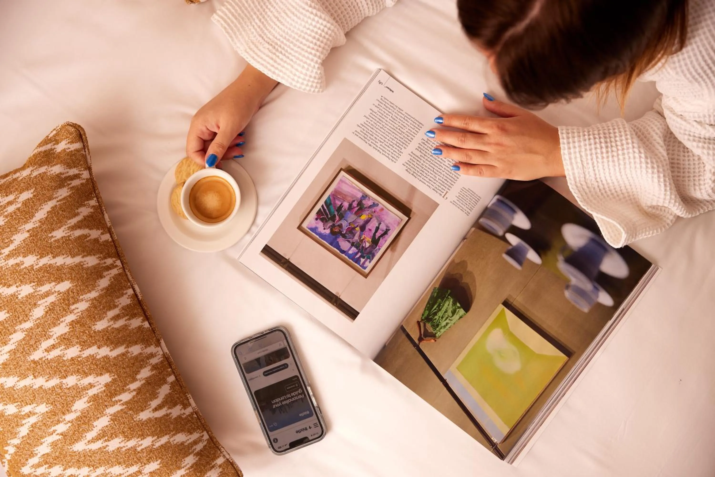 Coffee/tea facilities in Thistle London Piccadilly