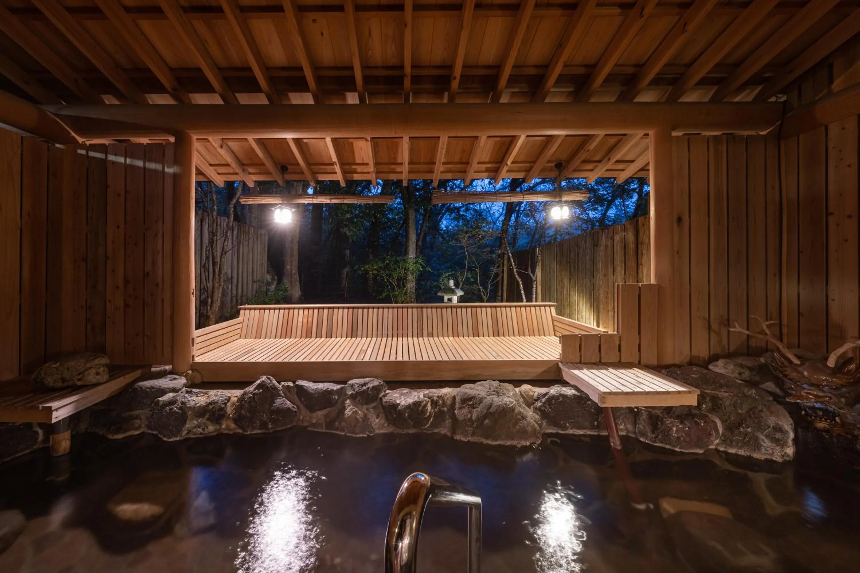 Hot Spring Bath in Ryokan Nushiya