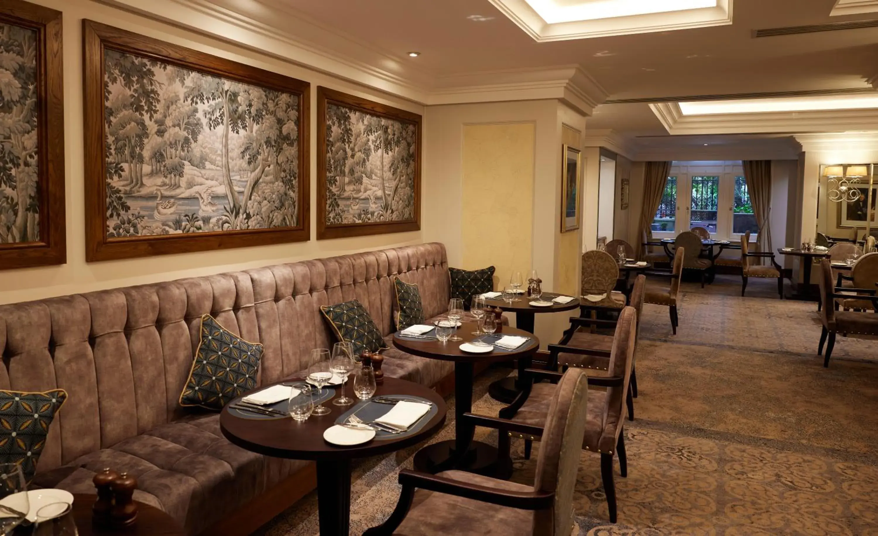 Restaurant/places to eat in The Royal Horseguards Hotel, London Restaurant/places to eat in The Royal Horseguards Hotel, London