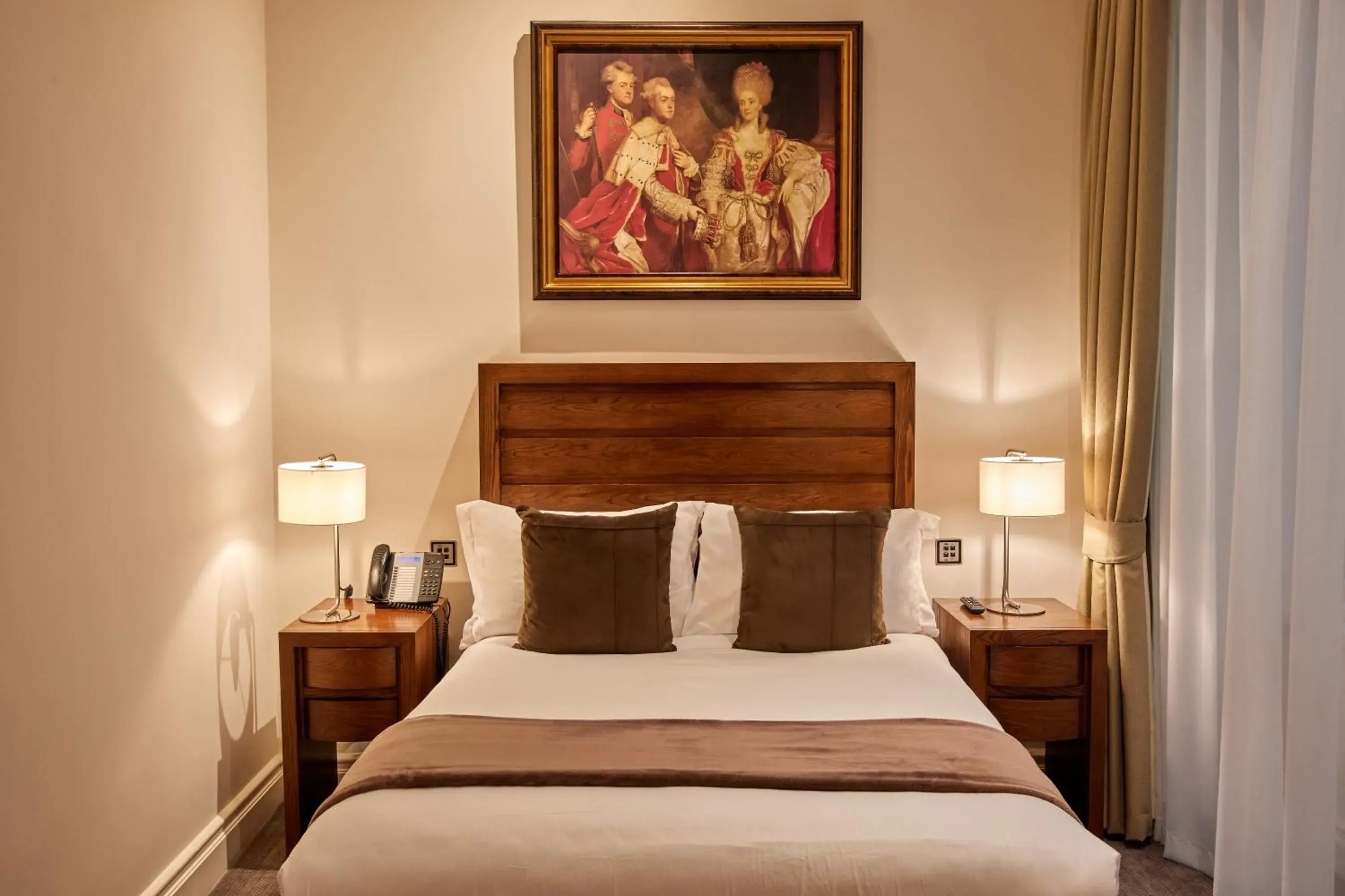 Bed in The Royal Horseguards Hotel, London Bed in The Royal Horseguards Hotel, London