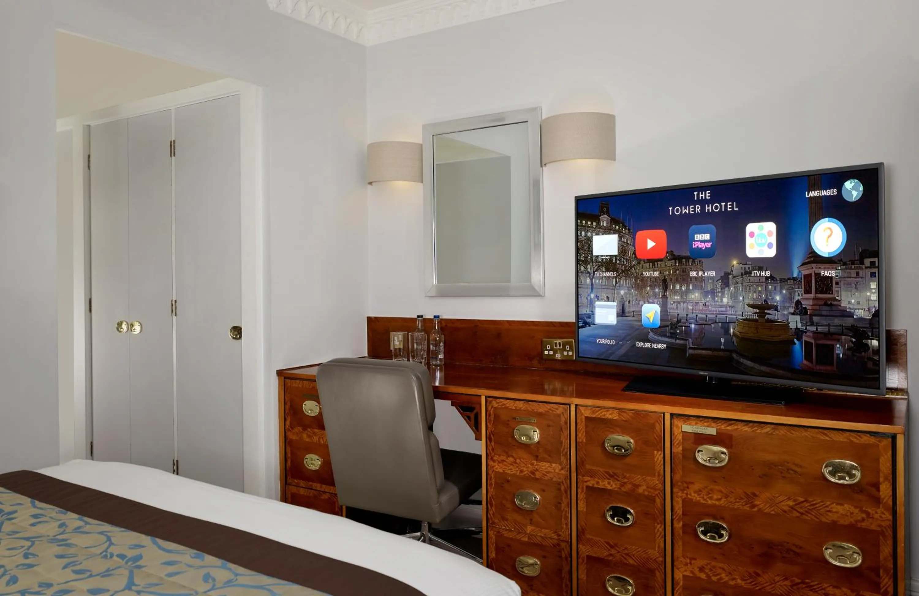 TV and multimedia in The Tower Hotel, by Thistle