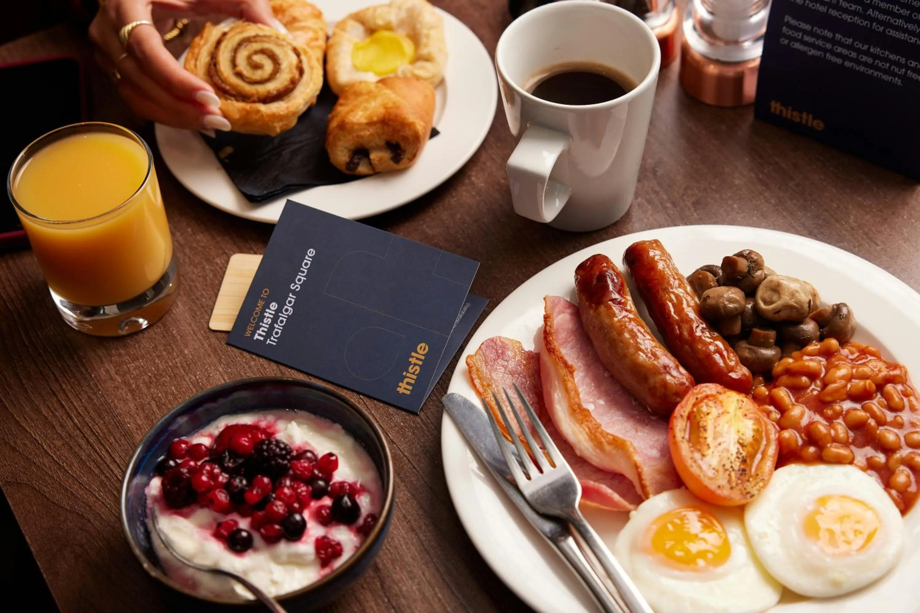 Food and drinks in Thistle Trafalgar - Leicester Square