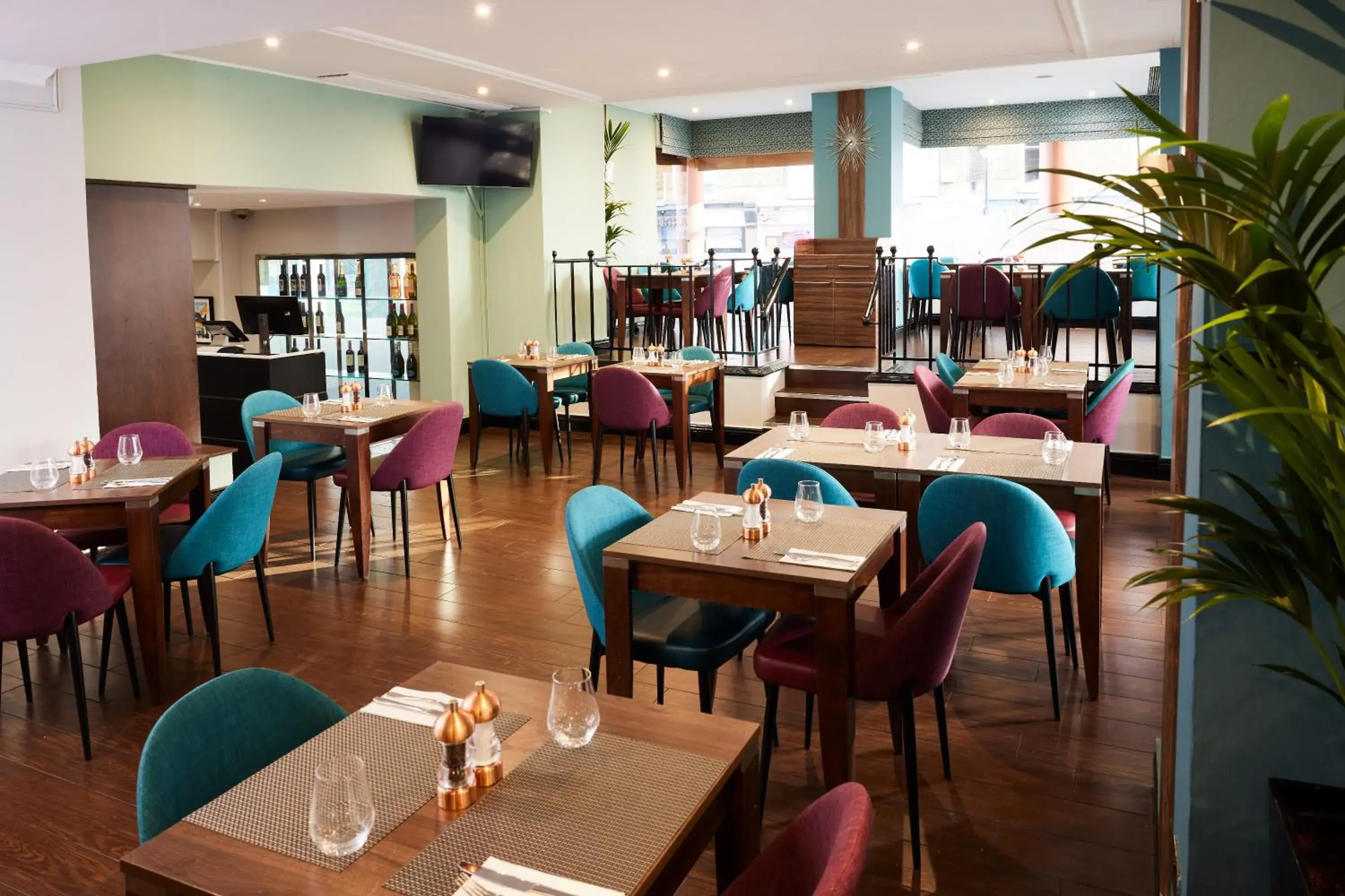 Restaurant/places to eat in Thistle Trafalgar - Leicester Square Restaurant/places to eat in Thistle Trafalgar - Leicester Square