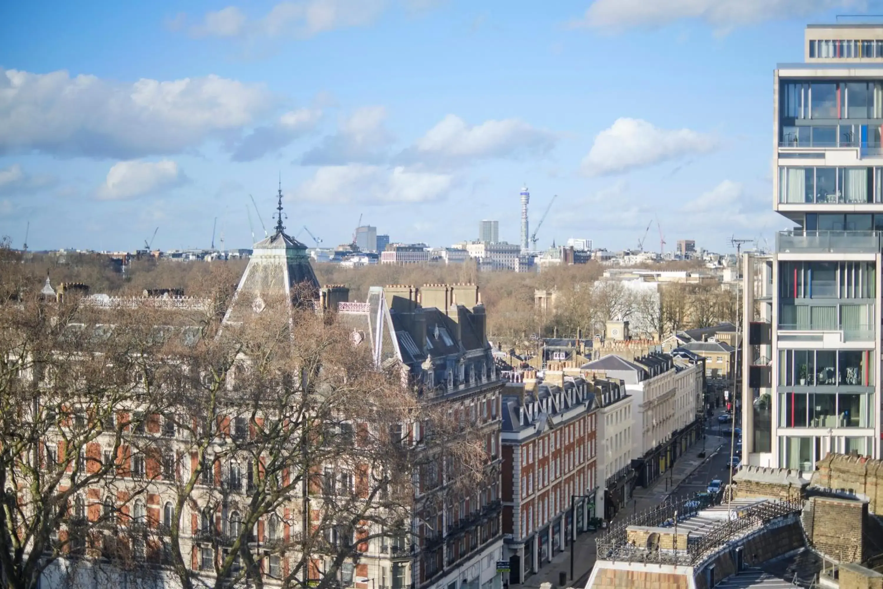 City view in The Clermont London, Victoria City view in The Clermont London, Victoria